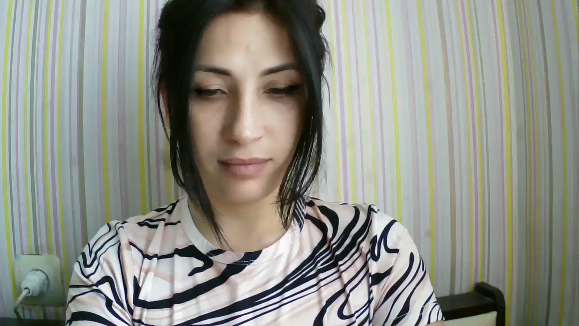 Gallery image thumbnail from SunShine90's myfreecams stream on, 04/03/2026, 11:07 image 15 of 20