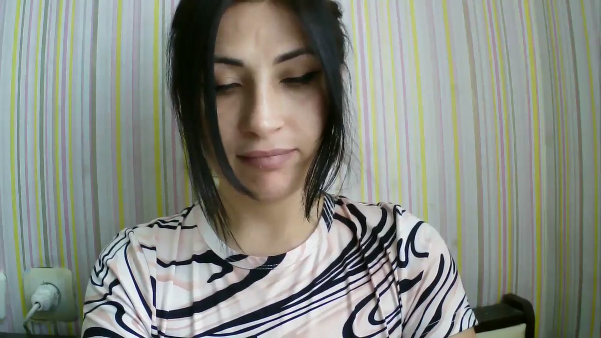 Gallery image thumbnail from SunShine90's myfreecams stream on, 04/03/2026, 11:07 image 10 of 20