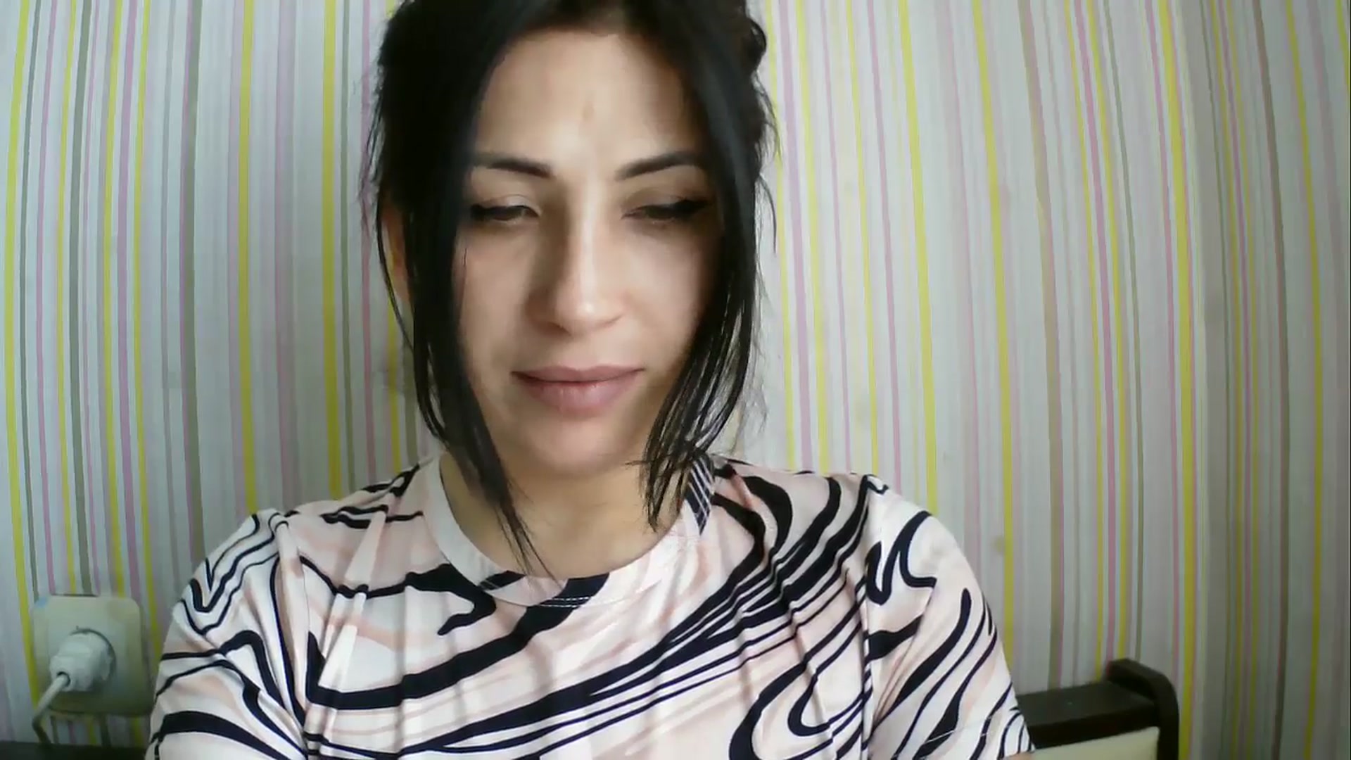 Gallery image thumbnail from SunShine90's myfreecams stream on, 04/03/2026, 11:07 image 17 of 20