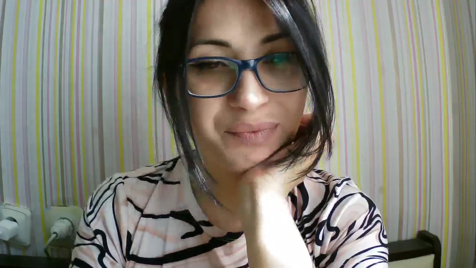 Gallery image thumbnail from SunShine90's myfreecams stream on, 04/03/2026, 11:44 image 7 of 20
