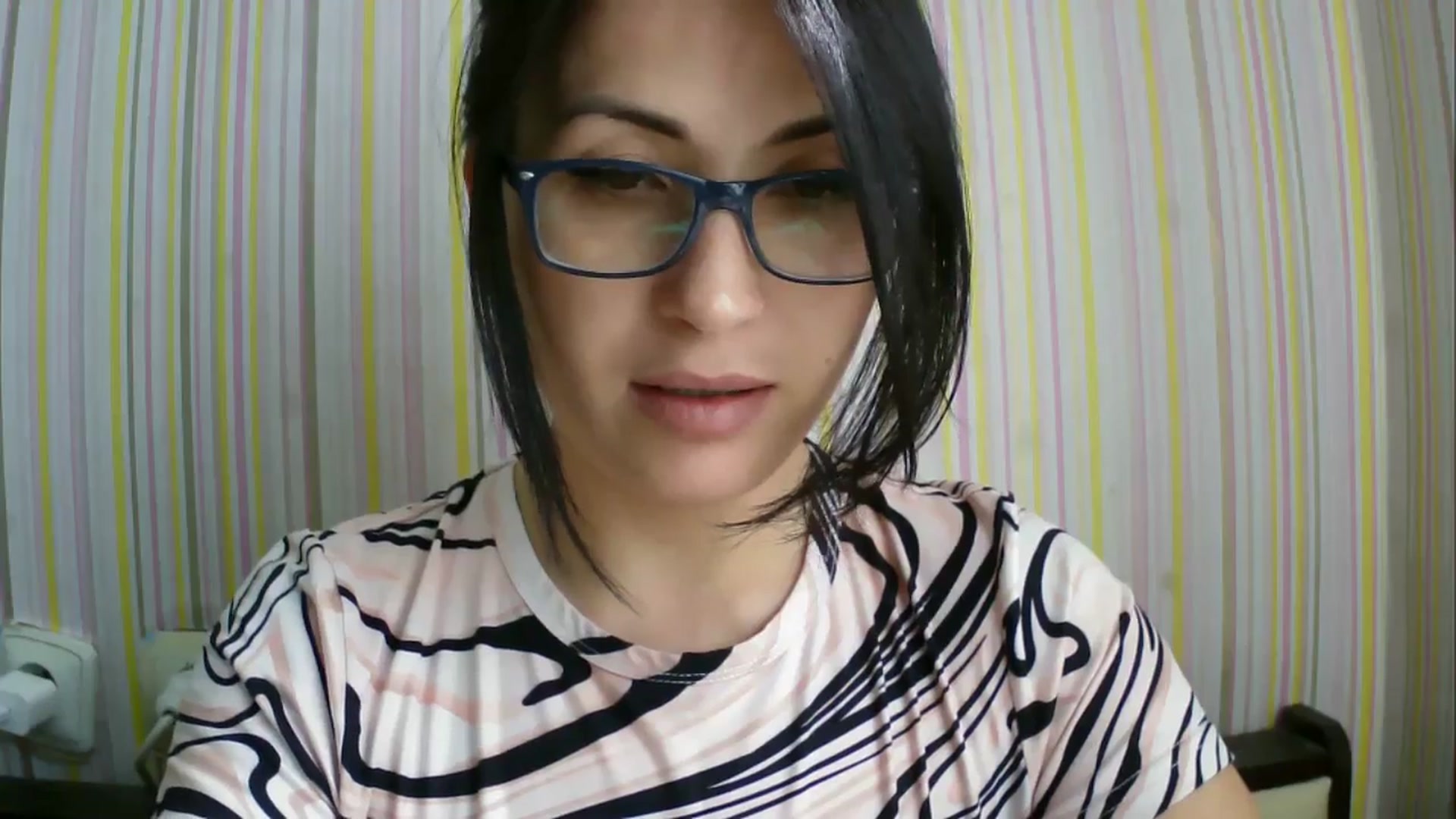 Gallery image thumbnail from SunShine90's myfreecams stream on, 04/03/2026, 11:44 image 4 of 20