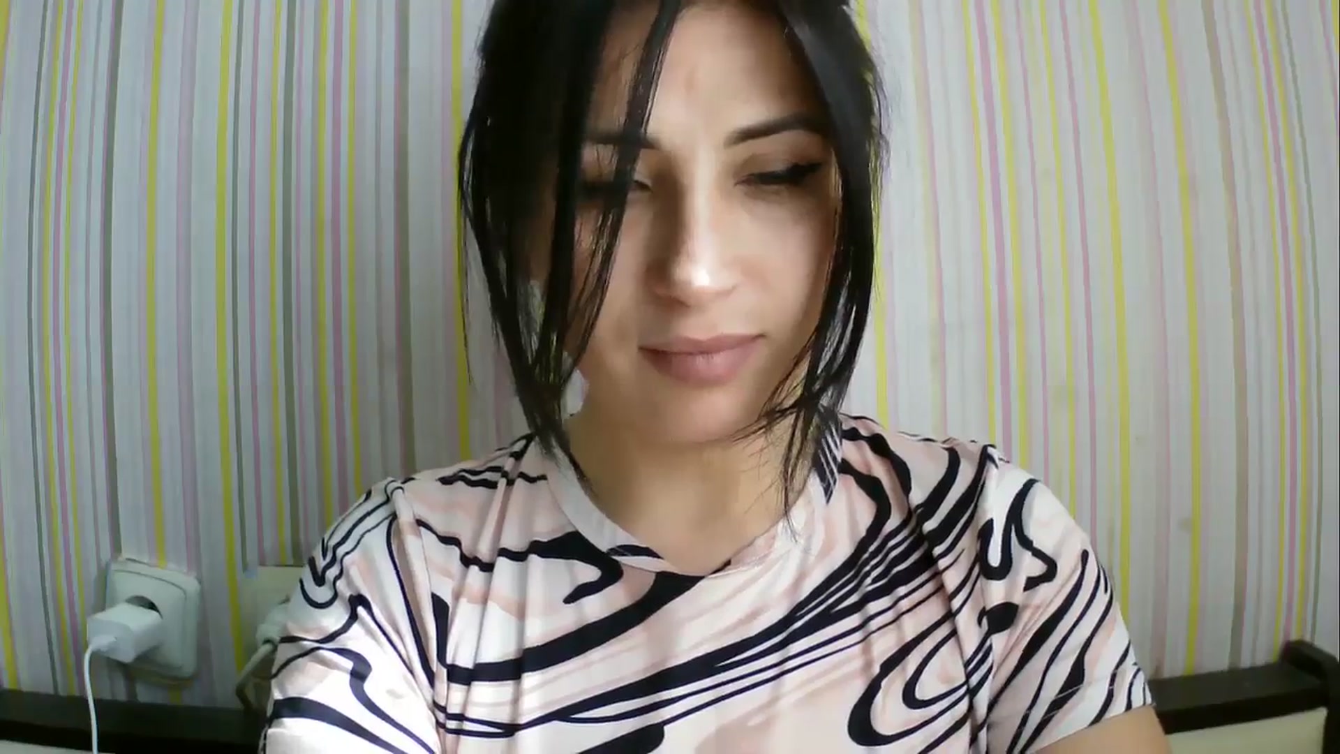 Gallery image thumbnail from SunShine90's myfreecams stream on, 04/03/2026, 11:44 image 16 of 20