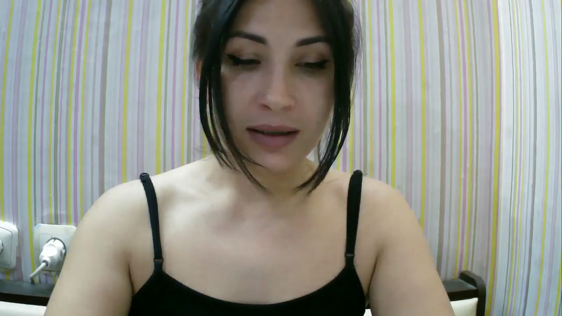 Gallery image thumbnail from SunShine90's myfreecams stream on, 04/08/2026, 17:51 image 17 of 20