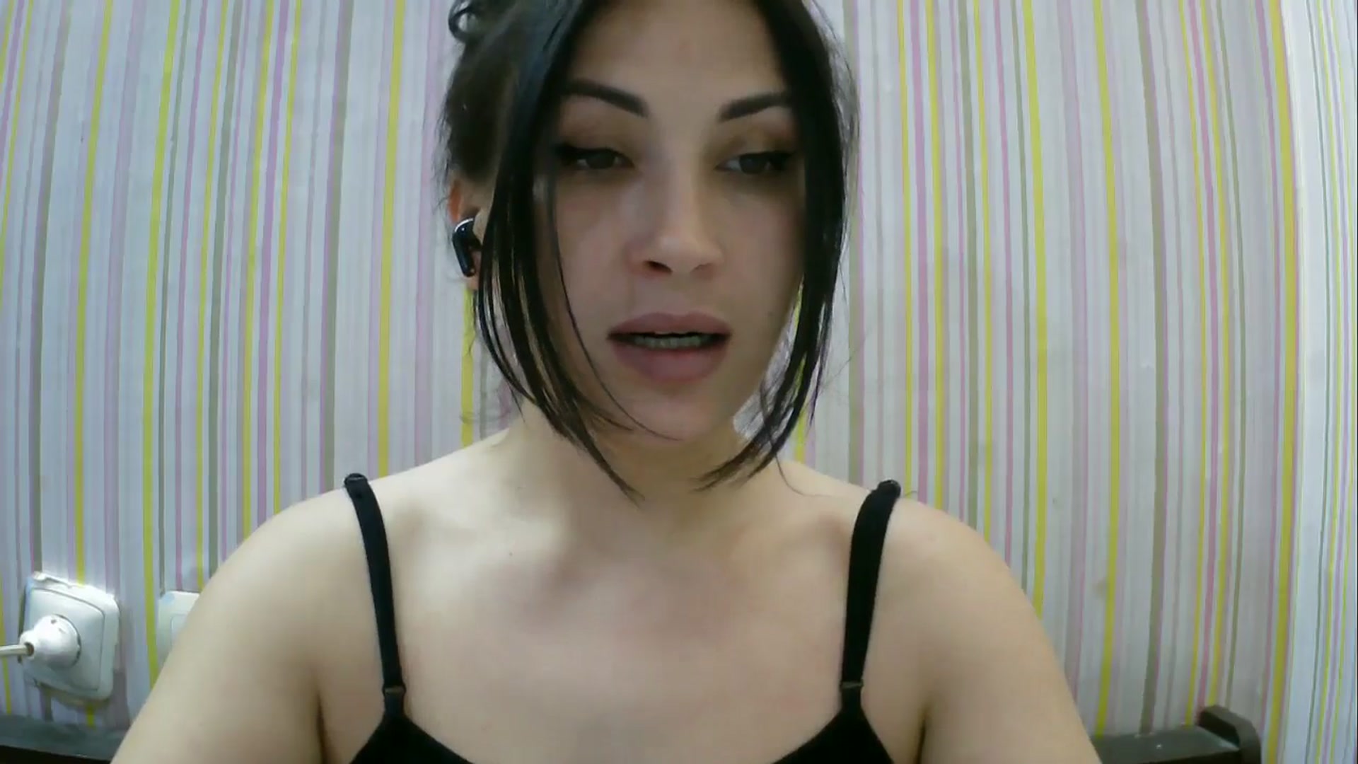 Gallery image thumbnail from SunShine90's myfreecams stream on, 04/08/2026, 17:51 image 20 of 20