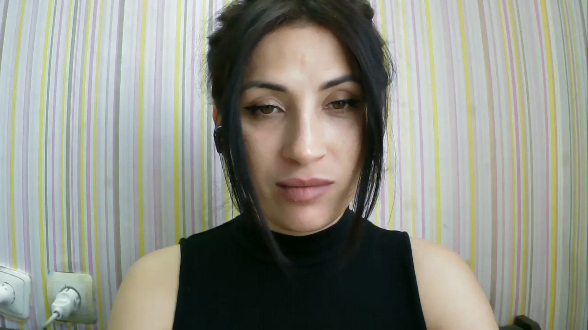 Gallery image thumbnail from SunShine90's myfreecams stream on, 04/10/2026, 11:32 image 20 of 20