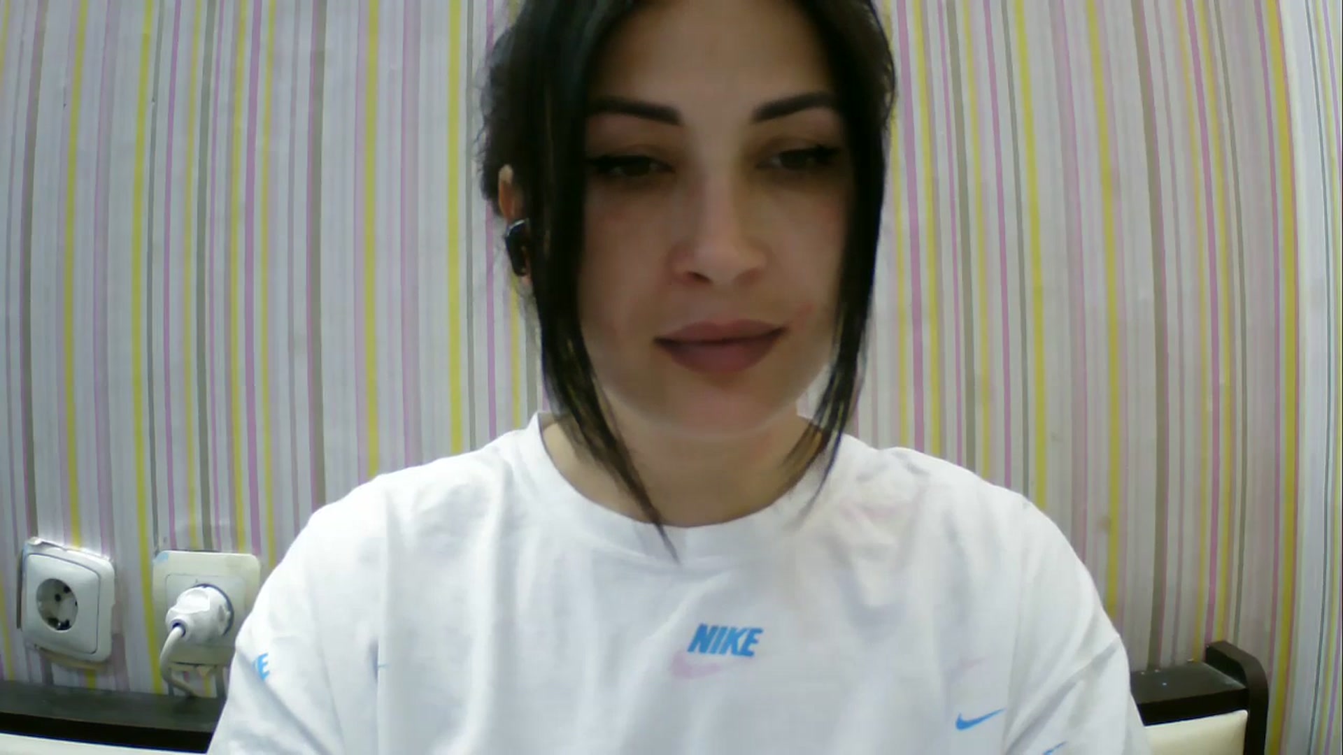 Gallery image thumbnail from SunShine90's myfreecams stream on, 04/18/2026, 17:33 image 18 of 20