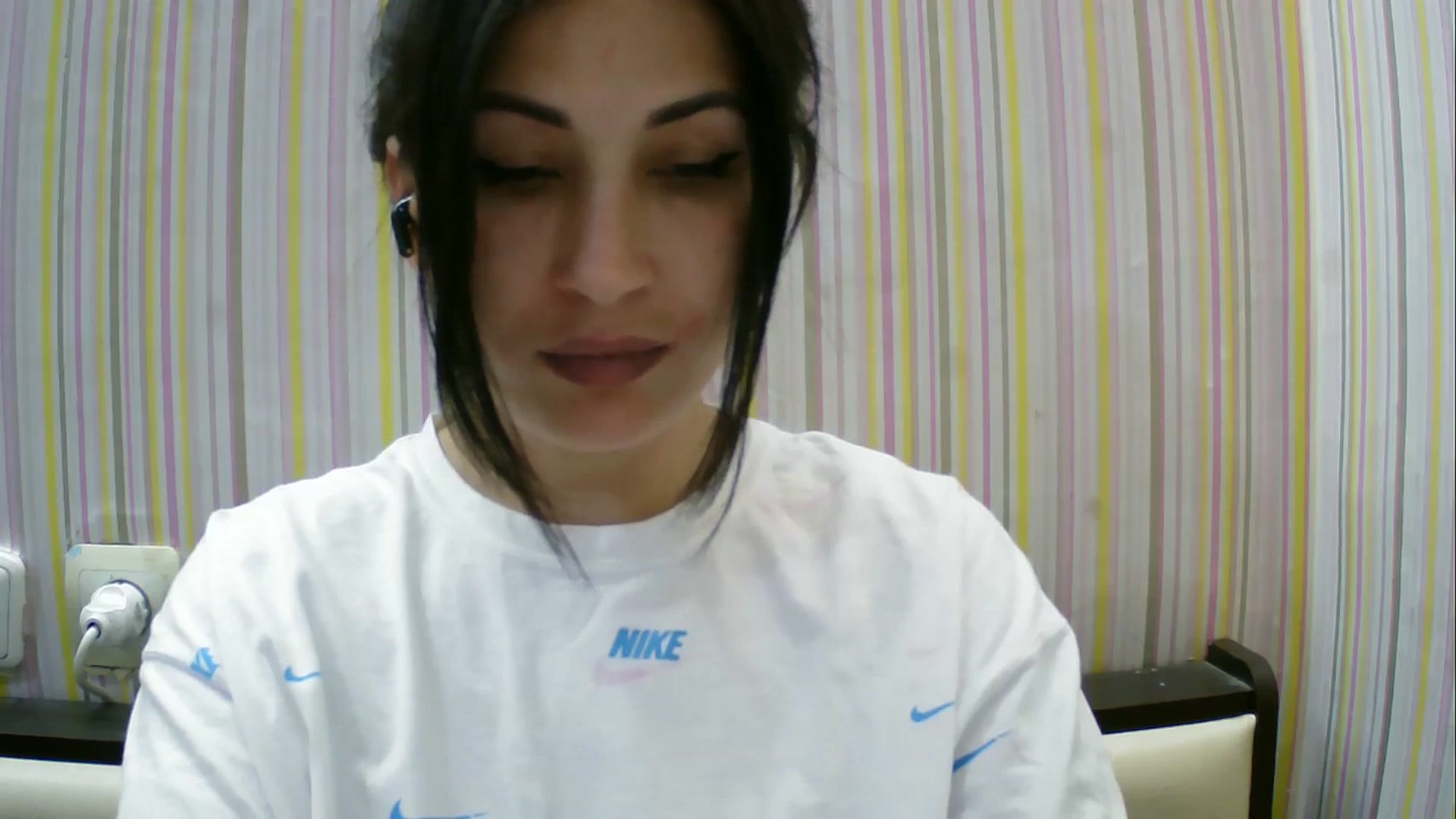 Gallery image thumbnail from SunShine90's myfreecams stream on, 04/18/2026, 17:33 image 5 of 20