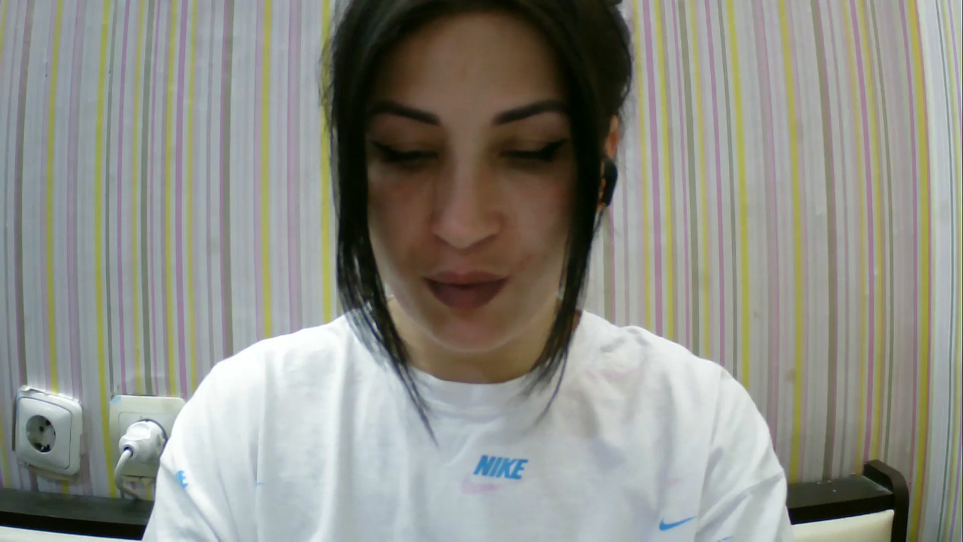 Gallery image thumbnail from SunShine90's myfreecams stream on, 04/18/2026, 17:33 image 16 of 20