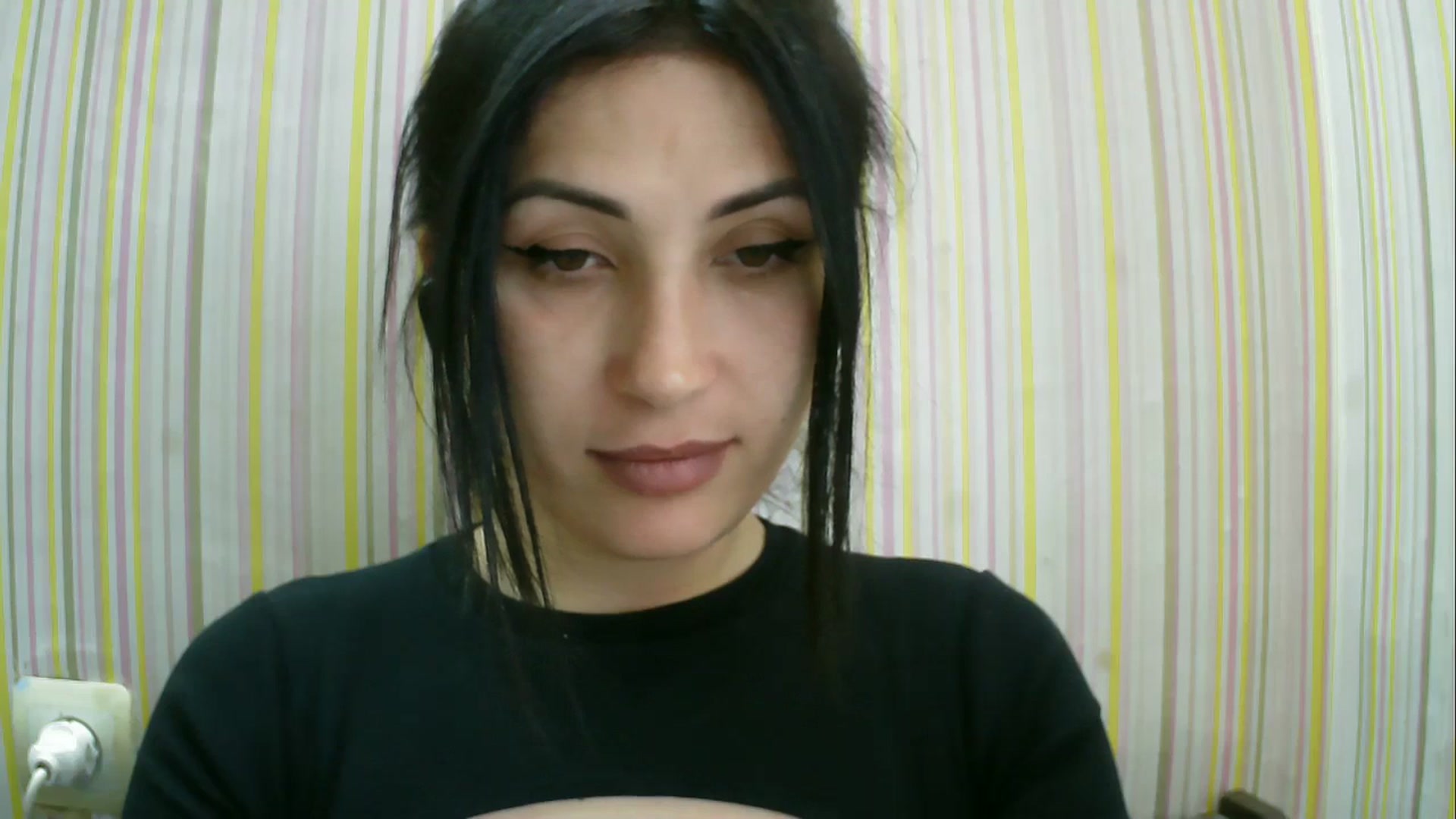 Gallery image thumbnail from SunShine90's myfreecams stream on, 04/26/2026, 15:28 image 5 of 20