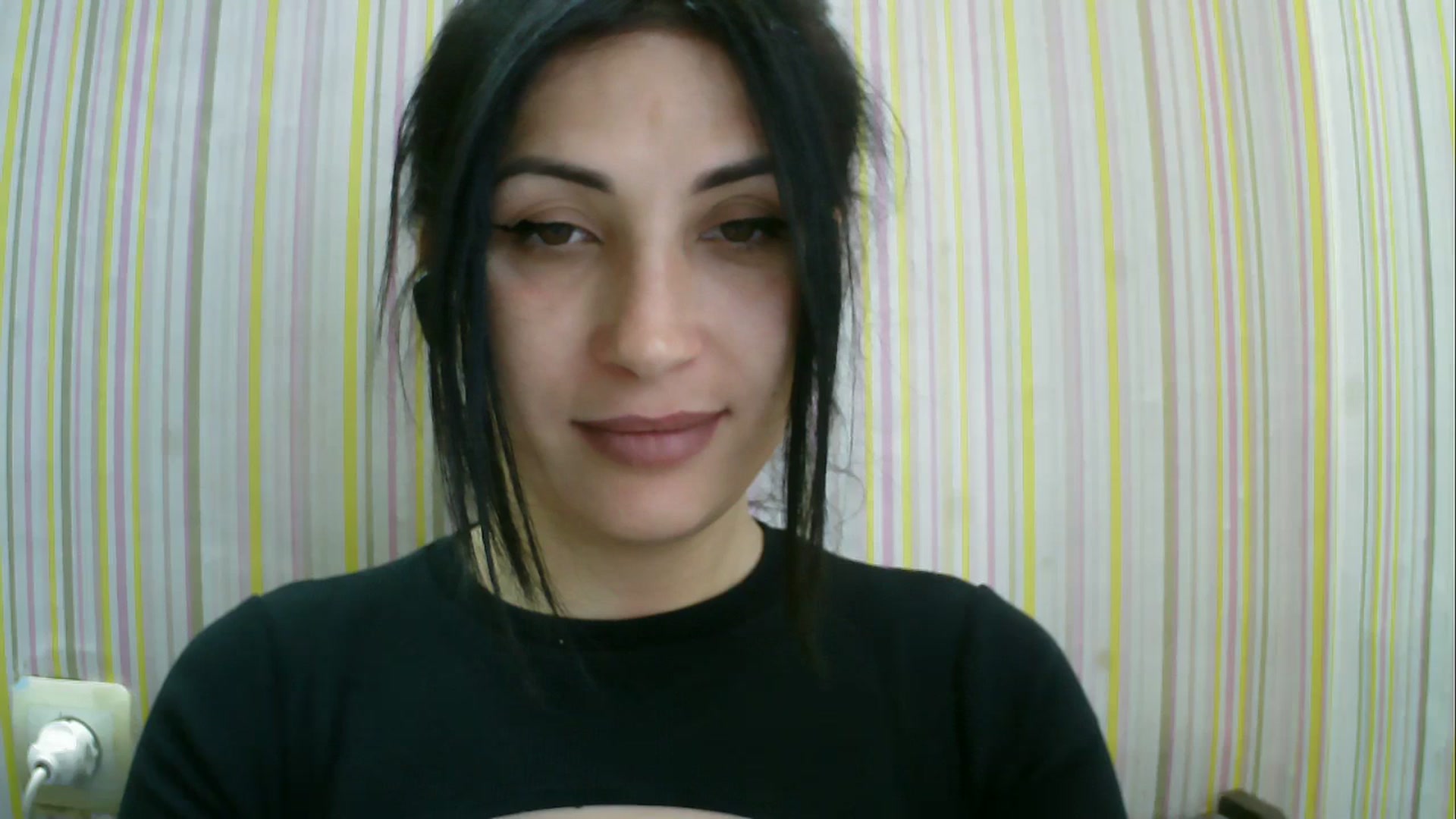 Gallery image thumbnail from SunShine90's myfreecams stream on, 04/26/2026, 15:28 image 9 of 20