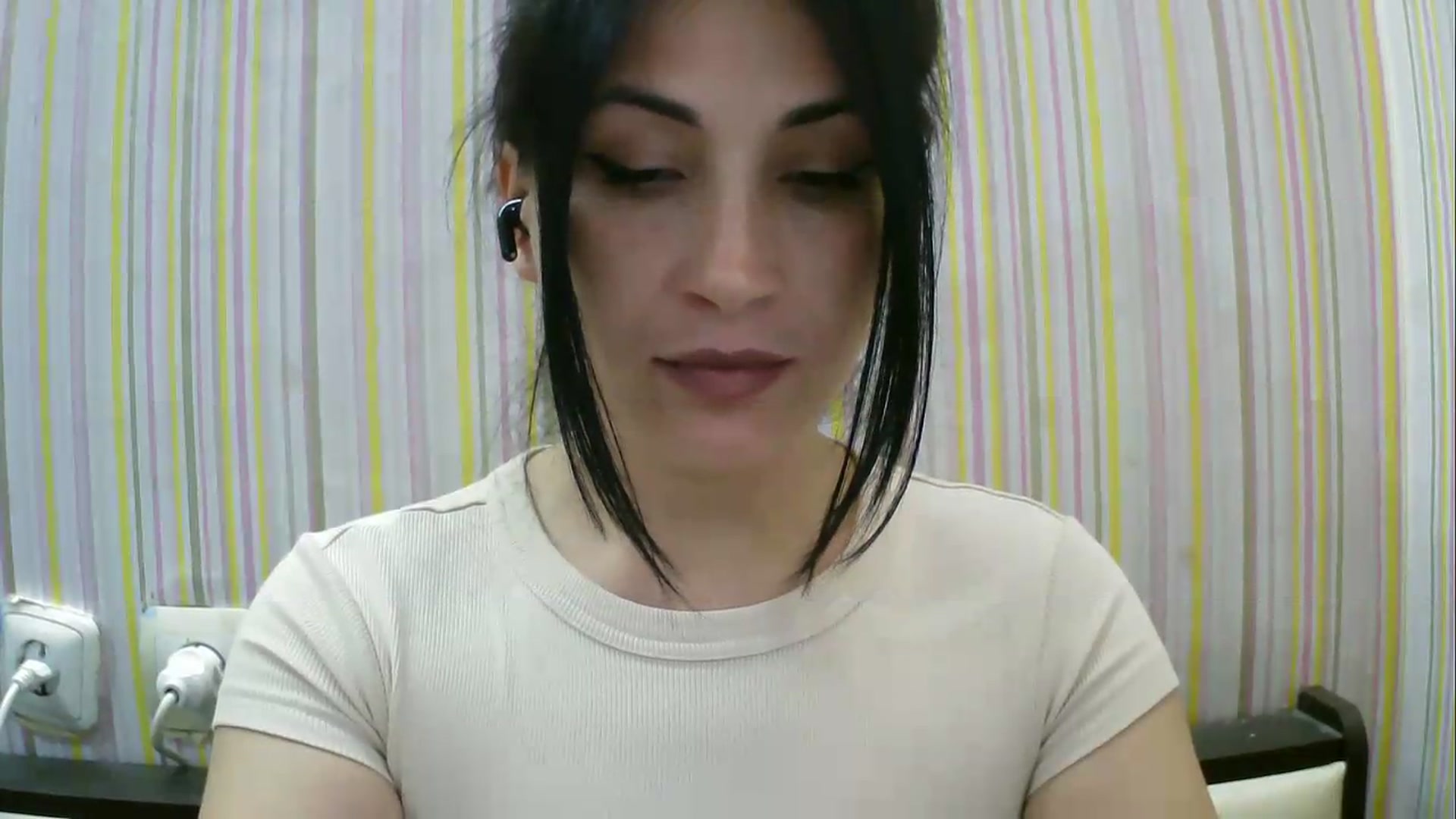Gallery image thumbnail from SunShine90's myfreecams stream on, 05/12/2026, 15:04 image 20 of 20