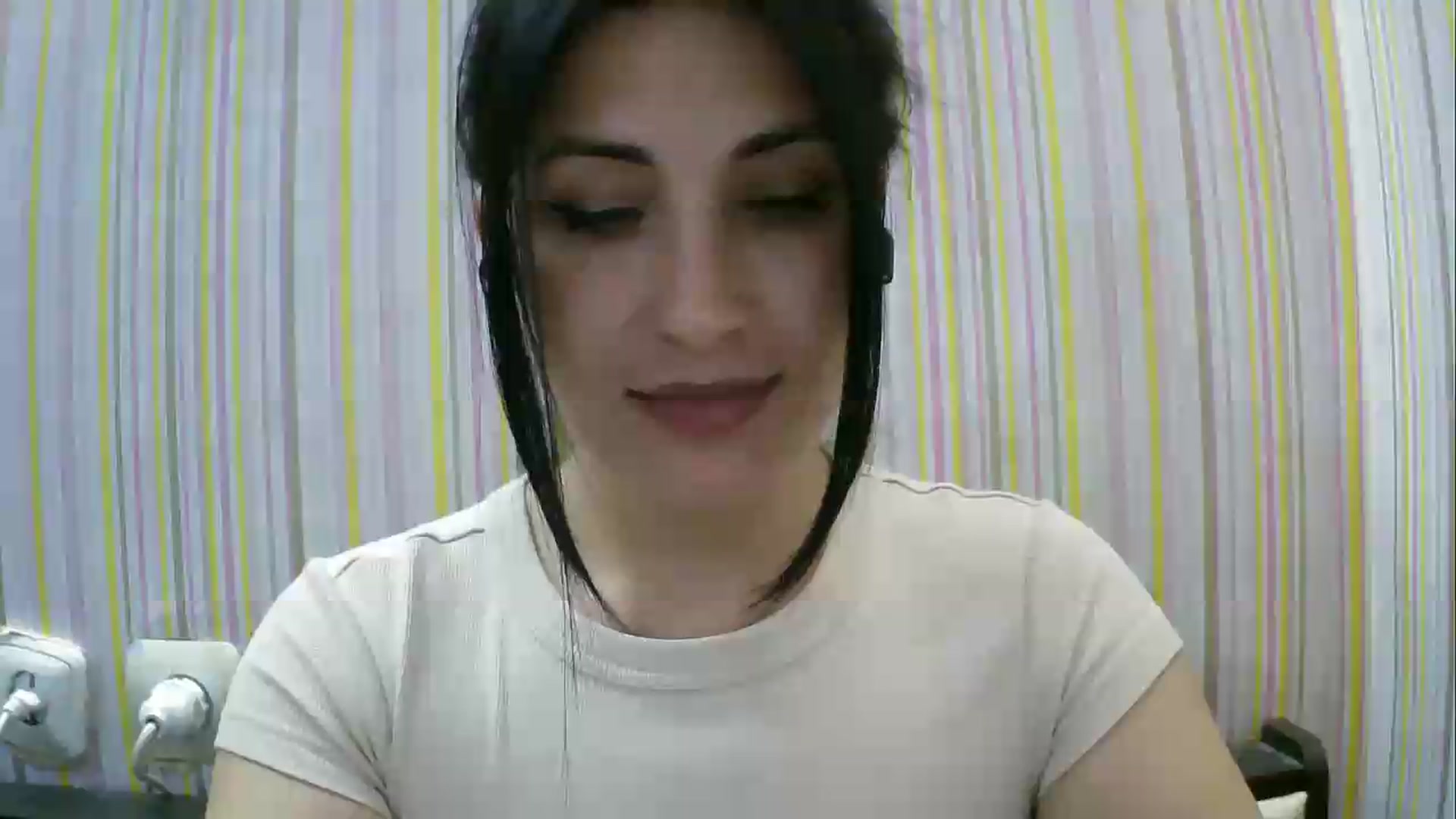 Gallery image thumbnail from SunShine90's myfreecams stream on, 05/12/2026, 16:54 image 1 of 20