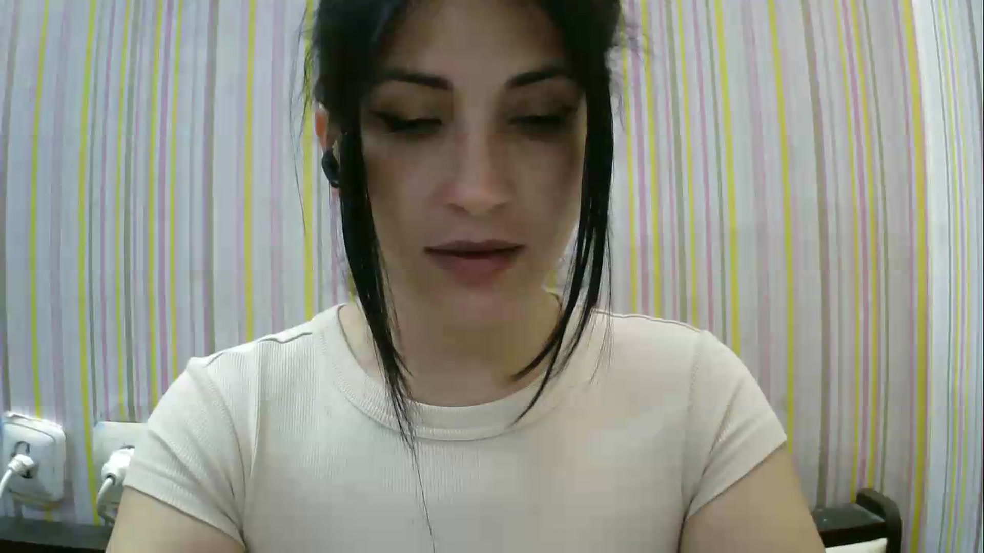 Gallery image thumbnail from SunShine90's myfreecams stream on, 05/12/2026, 17:29 image 15 of 20