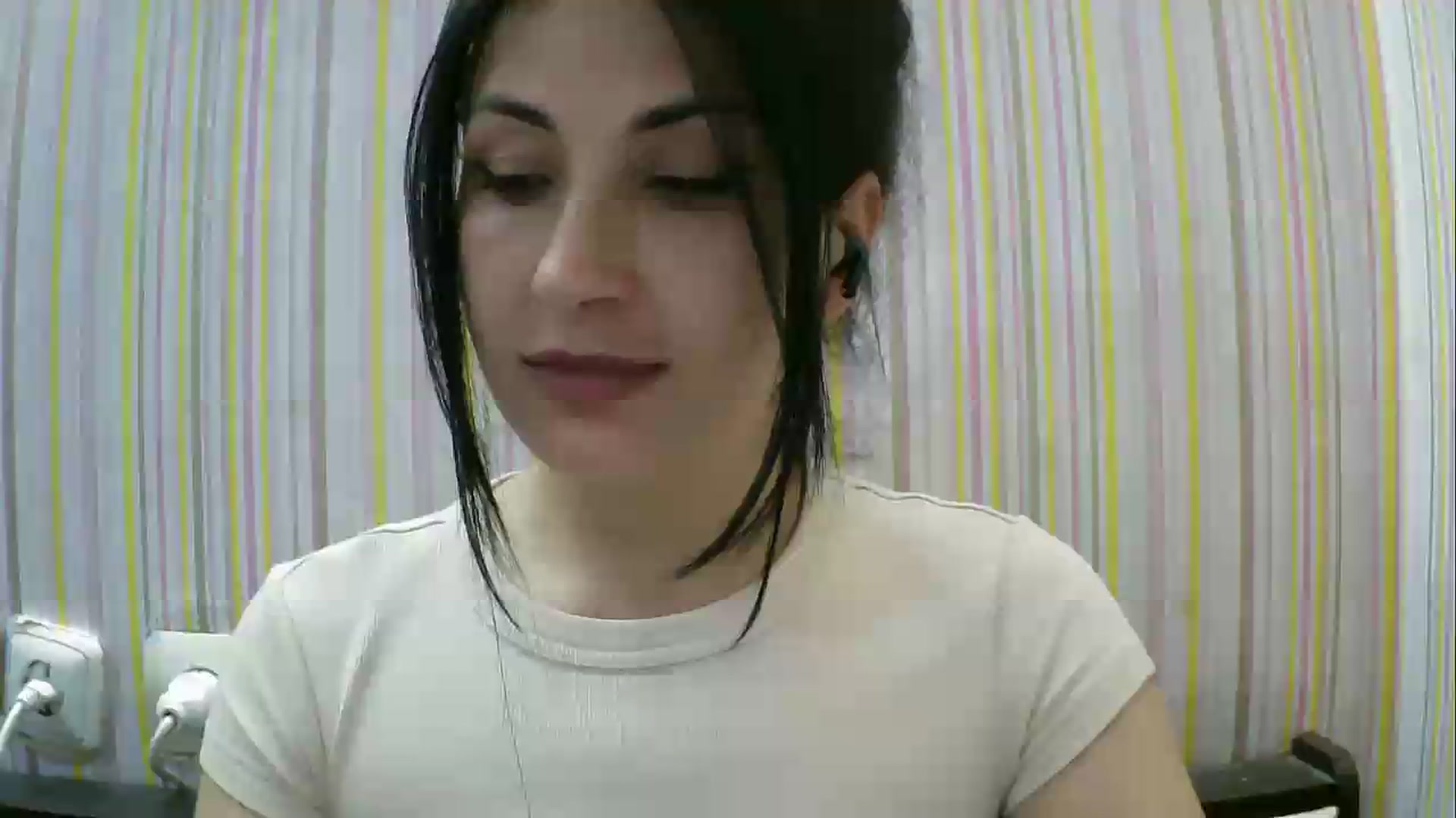 Gallery image thumbnail from SunShine90's myfreecams stream on, 05/12/2026, 17:29 image 3 of 20