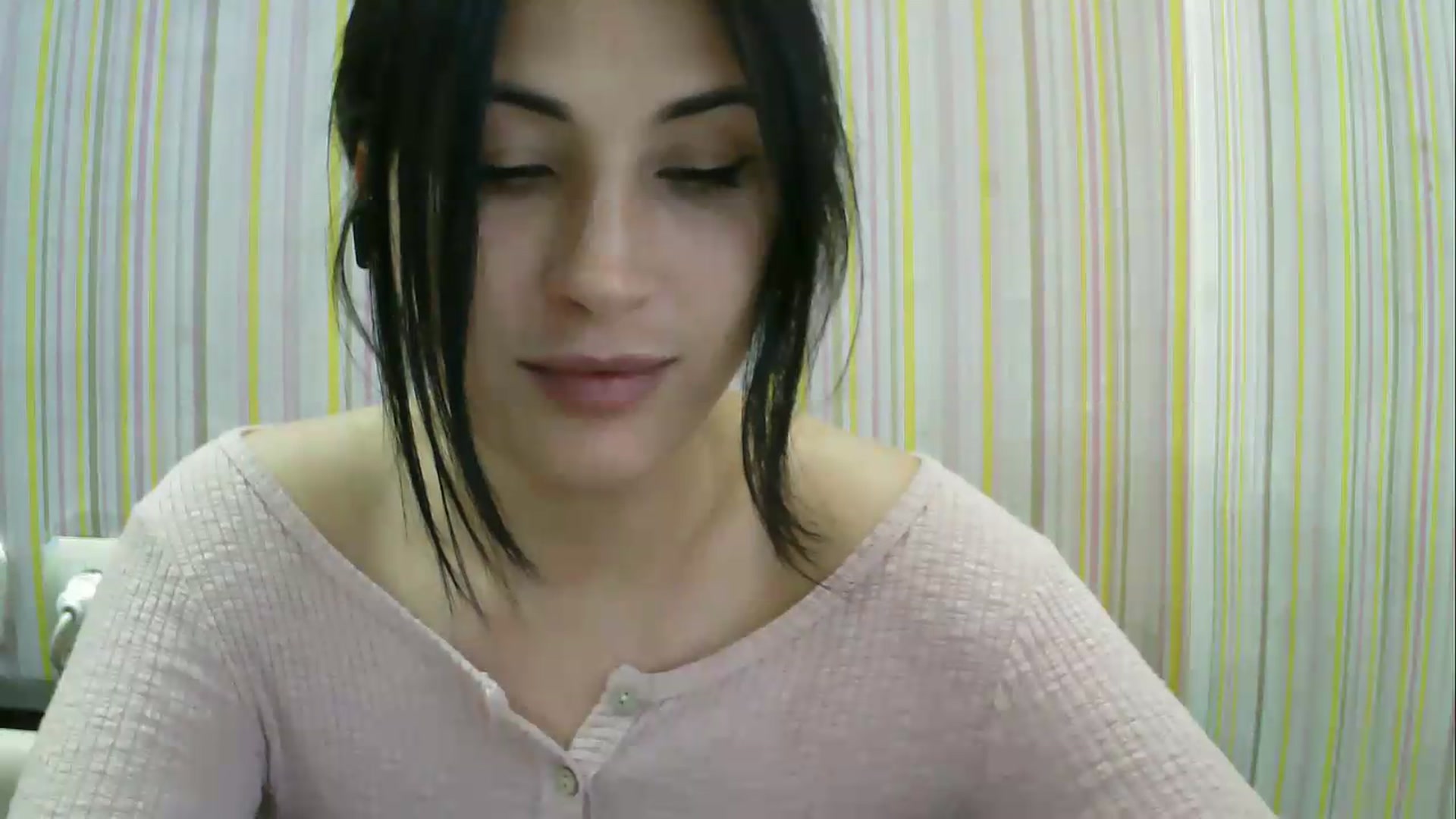 Gallery image thumbnail from SunShine90's myfreecams stream on, 05/13/2026, 16:07 image 5 of 20