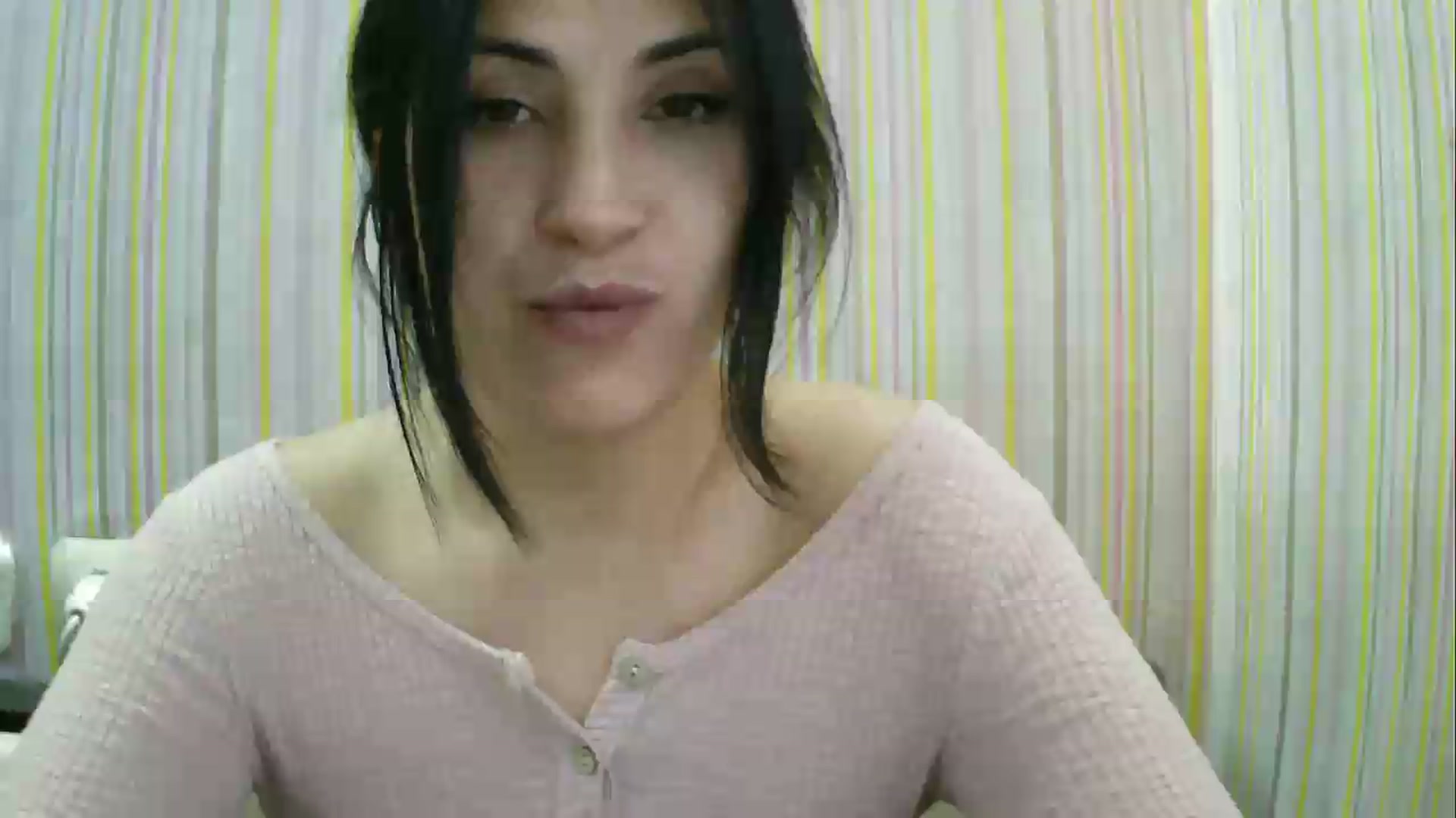 Gallery image thumbnail from SunShine90's myfreecams stream on, 05/13/2026, 16:07 image 13 of 20