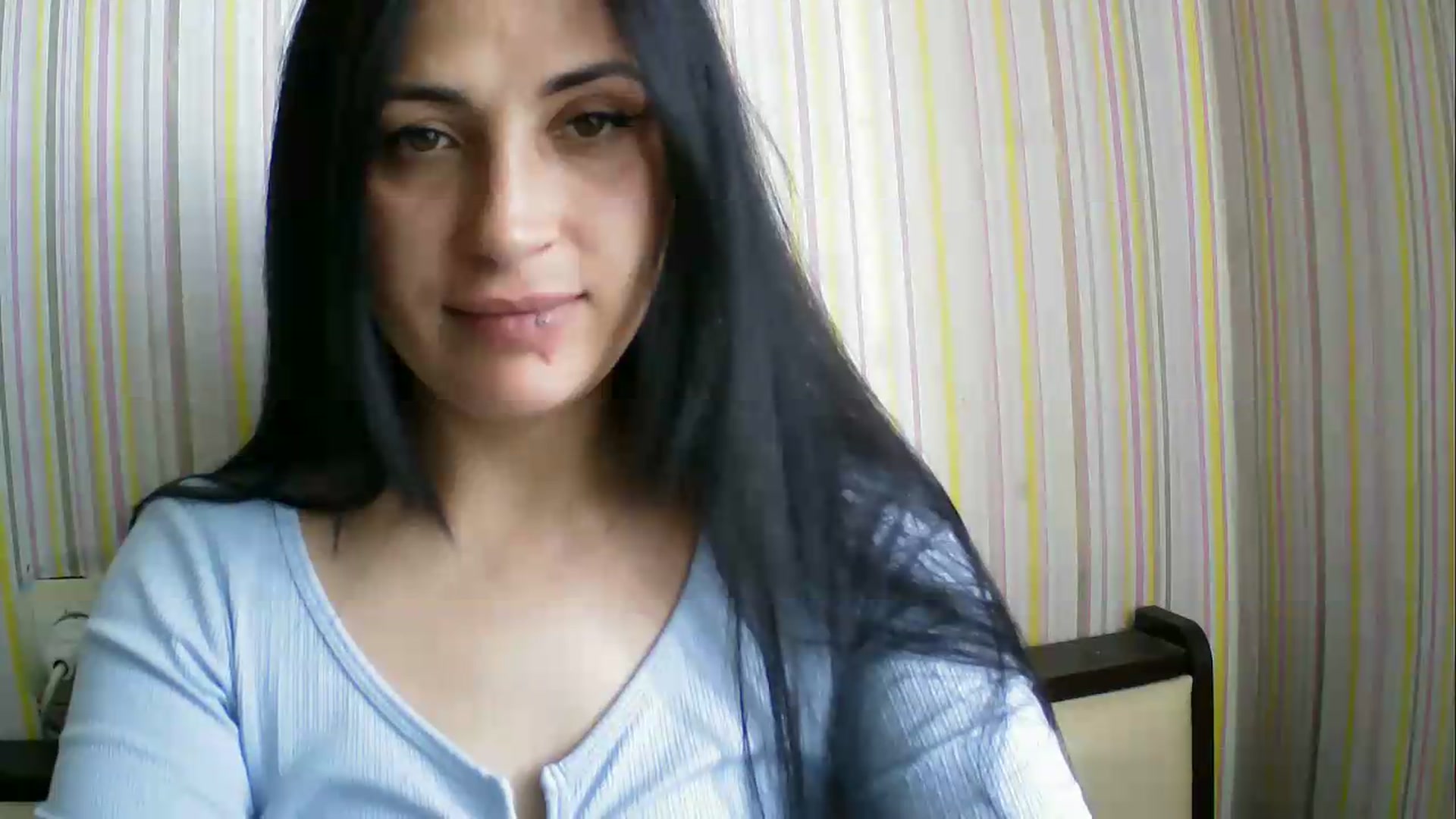 Gallery image thumbnail from SunShine90's myfreecams stream on, 05/20/2026, 14:30 image 6 of 20