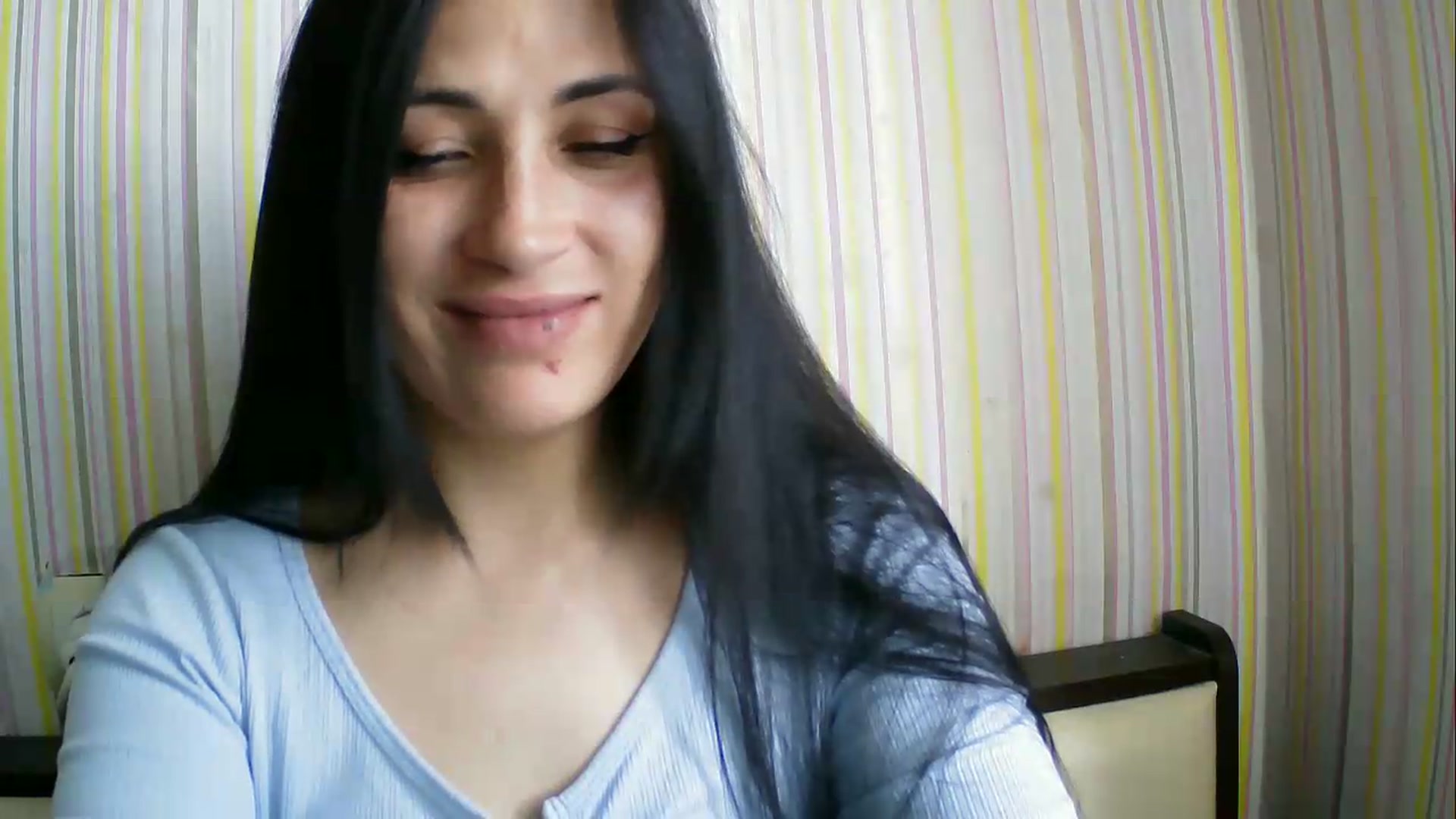 Gallery image thumbnail from SunShine90's myfreecams stream on, 05/20/2026, 14:30 image 15 of 20