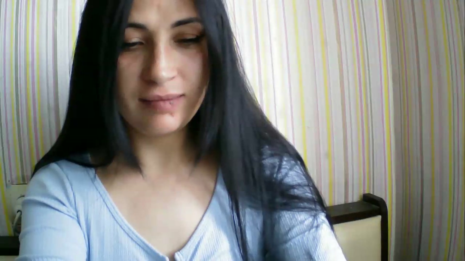 Gallery image thumbnail from SunShine90's myfreecams stream on, 05/20/2026, 14:30 image 4 of 20
