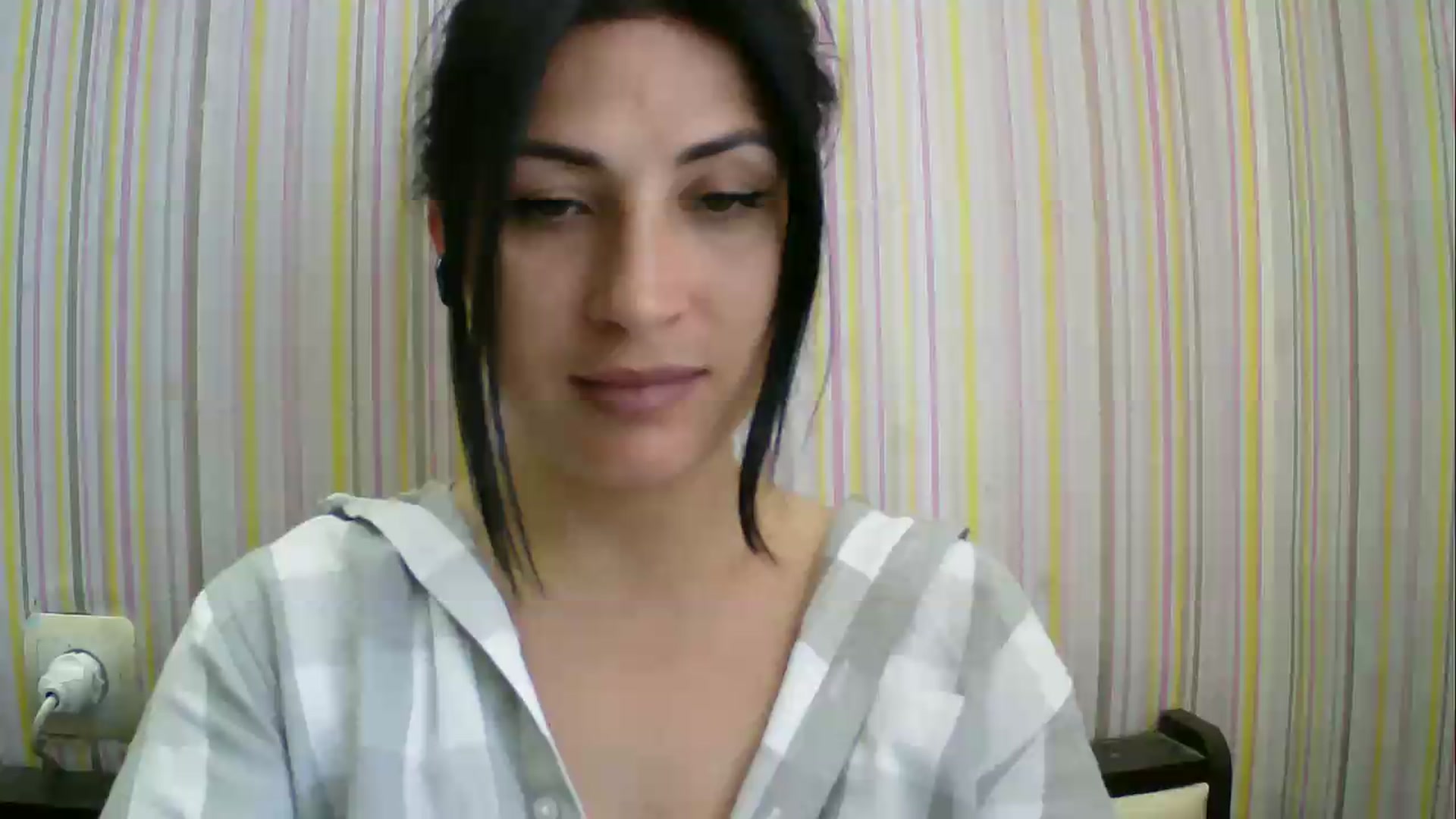 Gallery image thumbnail from SunShine90's myfreecams stream on, 06/01/2026, 14:18 image 5 of 20