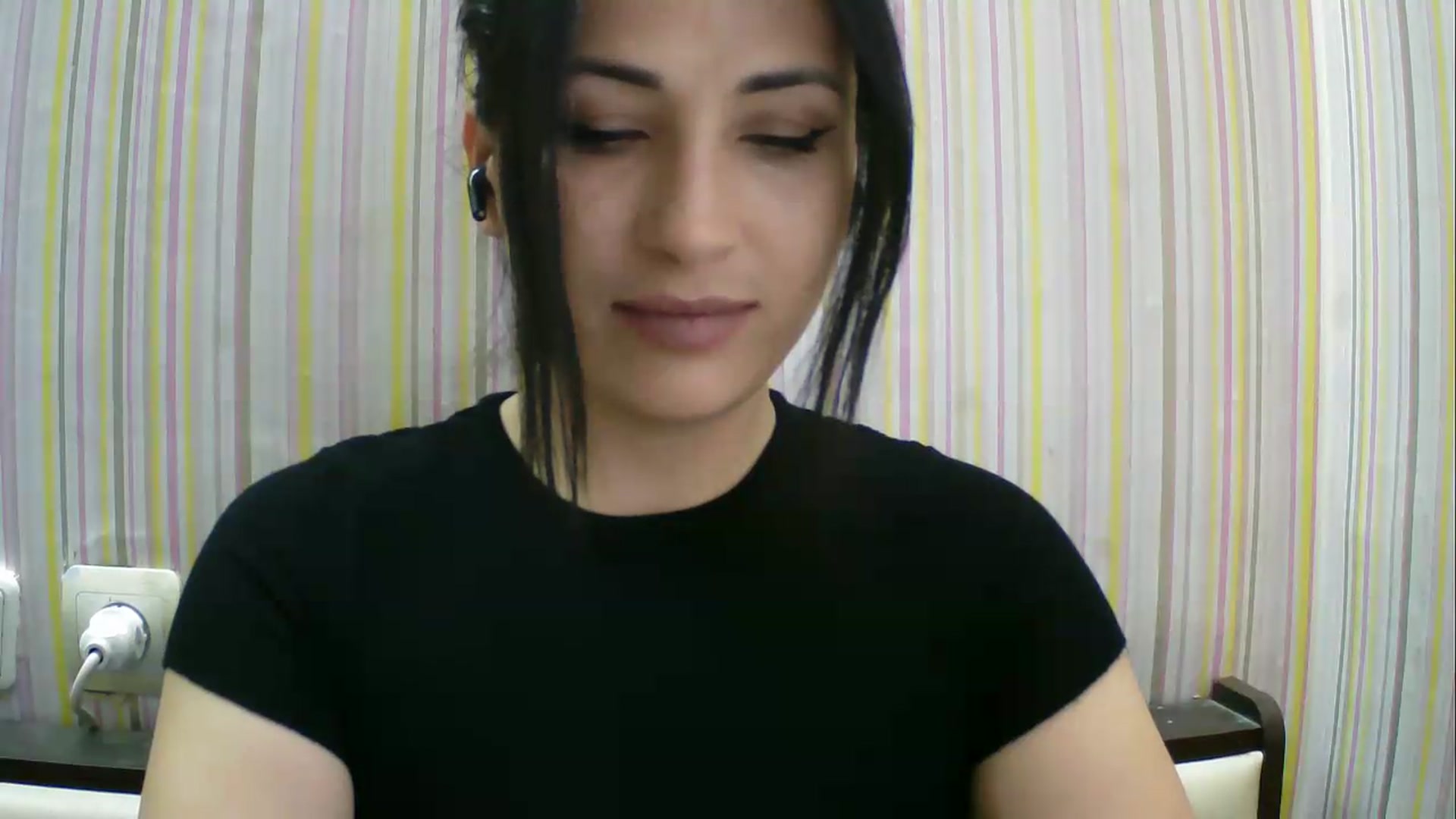 Gallery image thumbnail from SunShine90's myfreecams stream on, 06/03/2026, 09:29 image 3 of 20