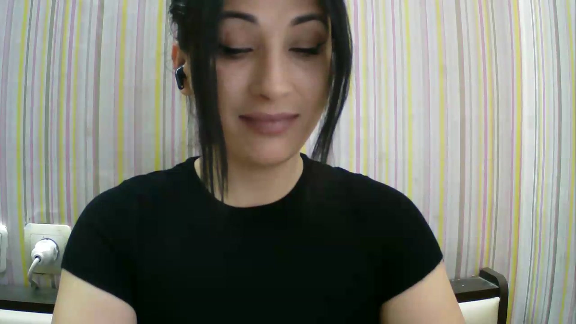 Gallery image thumbnail from SunShine90's myfreecams stream on, 06/03/2026, 09:29 image 2 of 20