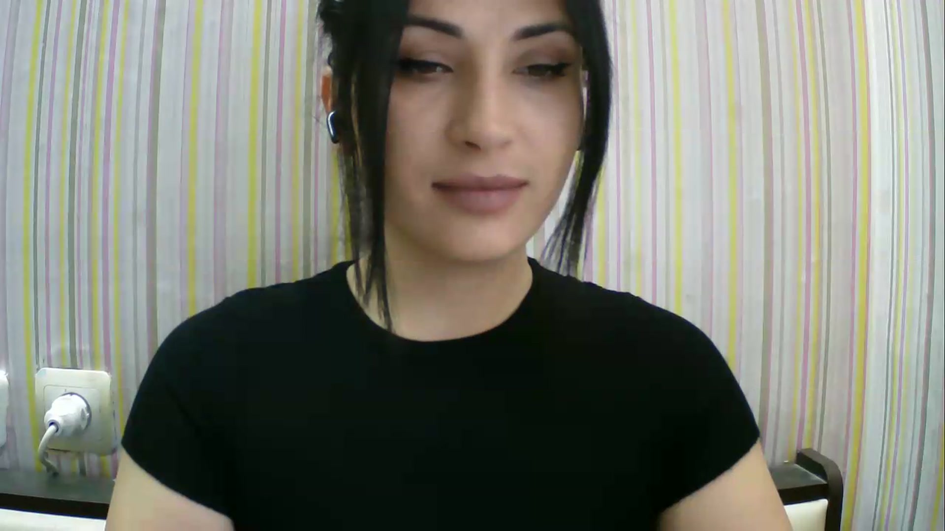 Gallery image thumbnail from SunShine90's myfreecams stream on, 06/03/2026, 09:29 image 12 of 20