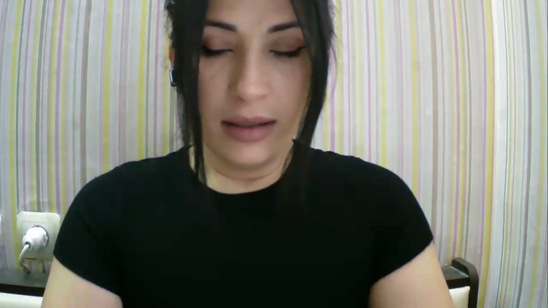 Gallery image thumbnail from SunShine90's myfreecams stream on, 06/03/2026, 09:29 image 7 of 20