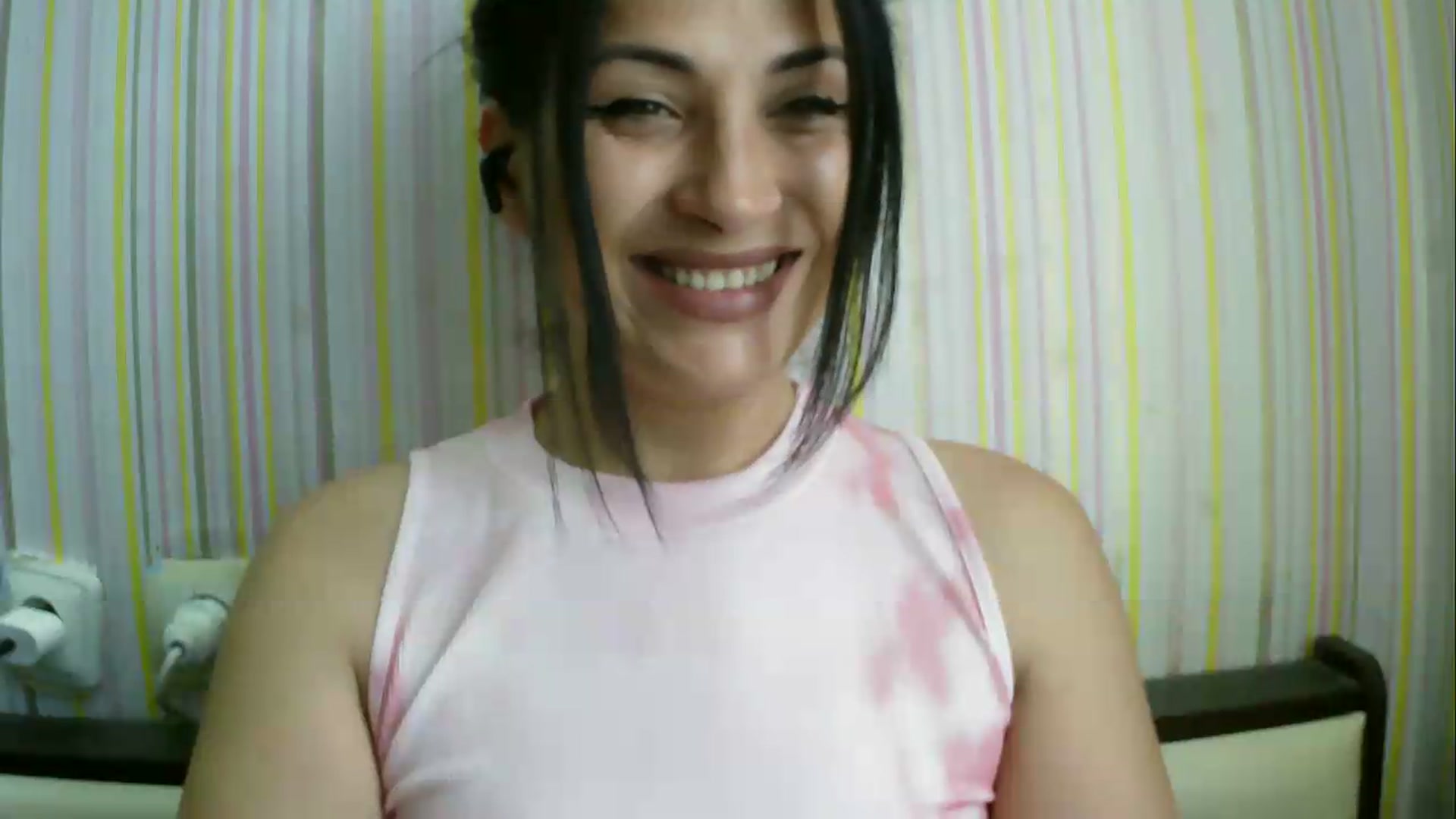 Gallery image thumbnail from SunShine90's myfreecams stream on, 06/20/2026, 09:24 image 16 of 20
