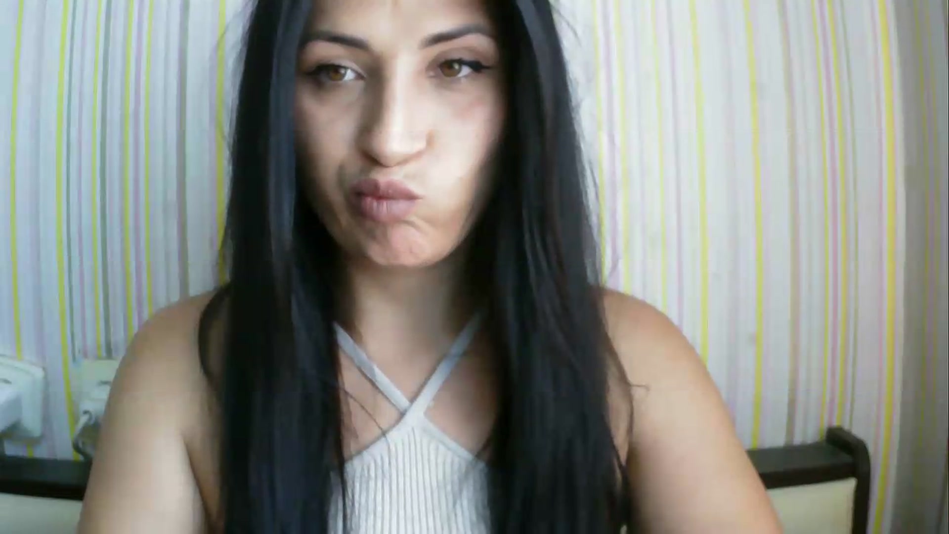 Gallery image thumbnail from SunShine90's myfreecams stream on, 06/24/2026, 12:09 image 11 of 20