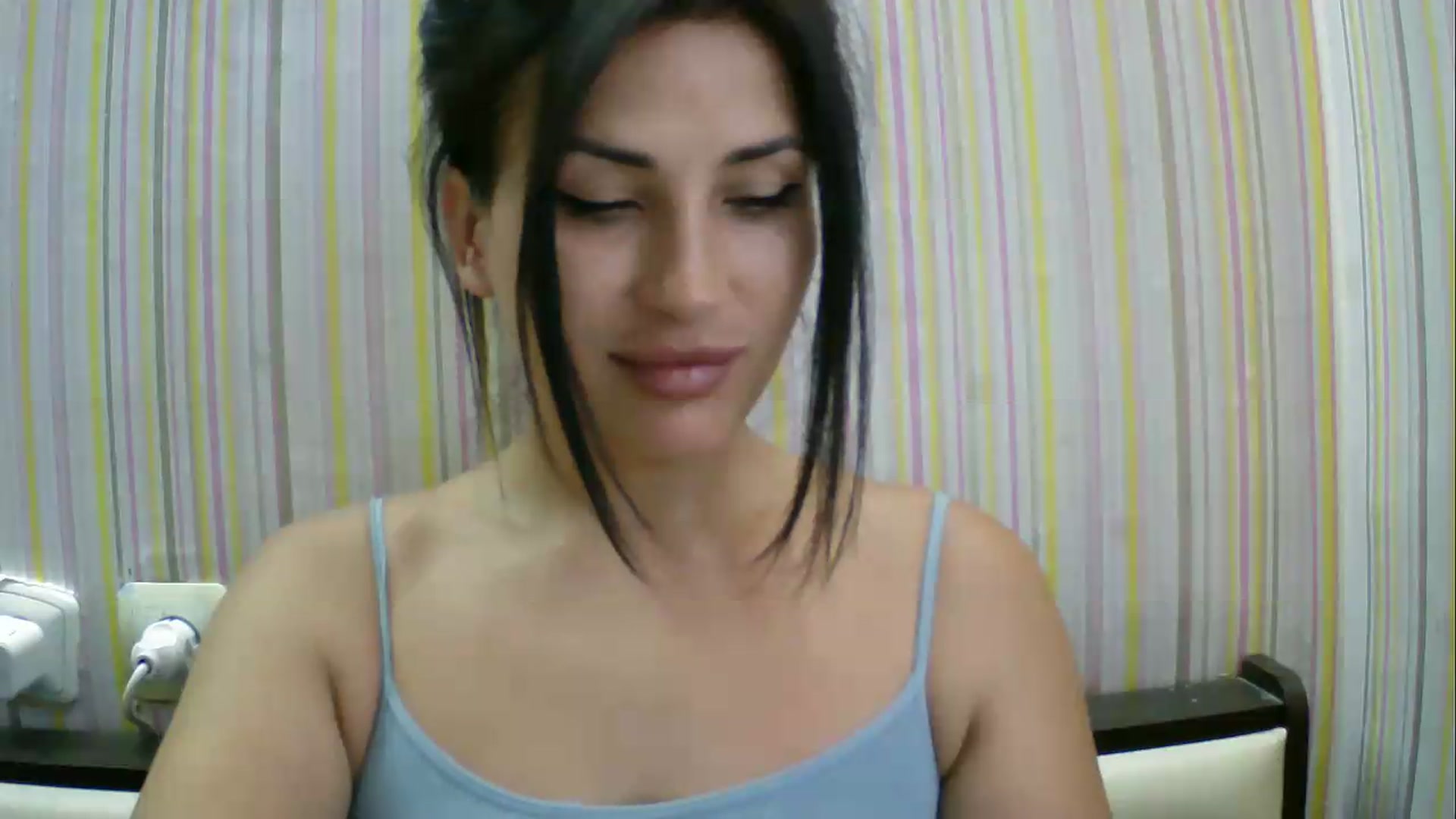Gallery image thumbnail from SunShine90's myfreecams stream on, 07/07/2026, 11:43 image 14 of 20
