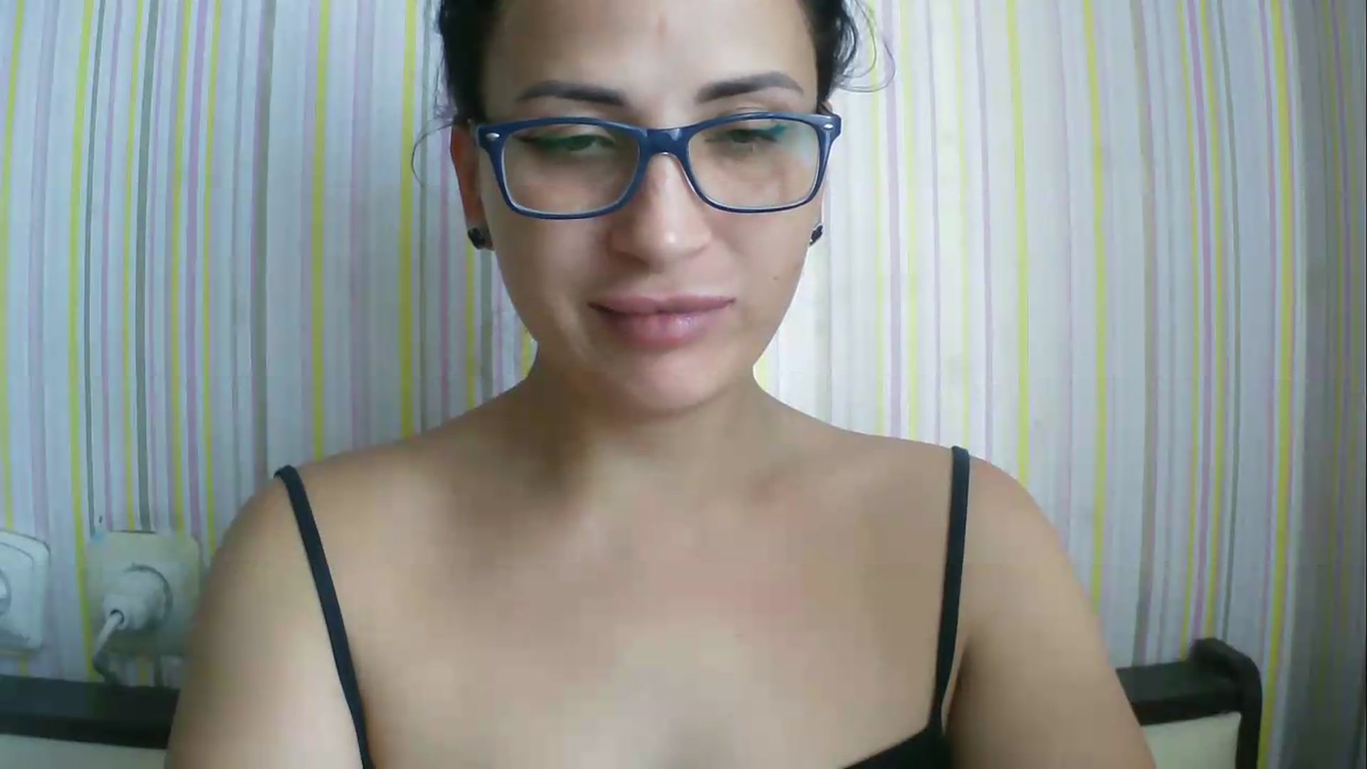 Gallery image thumbnail from SunShine90's myfreecams stream on, 07/24/2026, 14:25 image 17 of 20