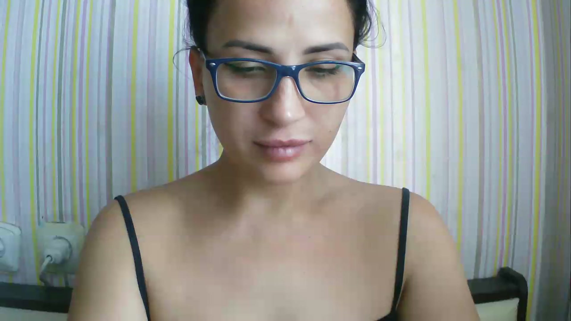 Gallery image thumbnail from SunShine90's myfreecams stream on, 07/24/2026, 14:25 image 15 of 20