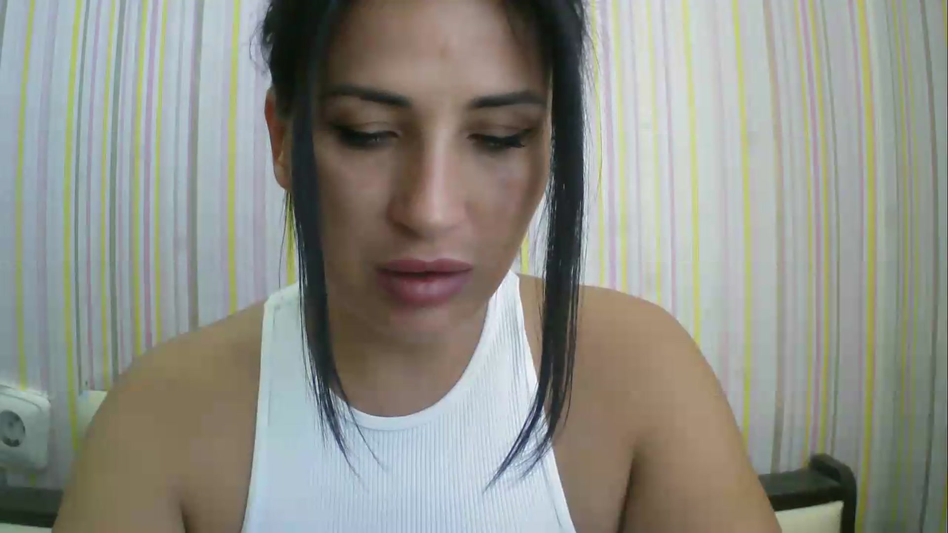 Gallery image thumbnail from SunShine90's myfreecams stream on, 07/31/2026, 09:16 image 17 of 20