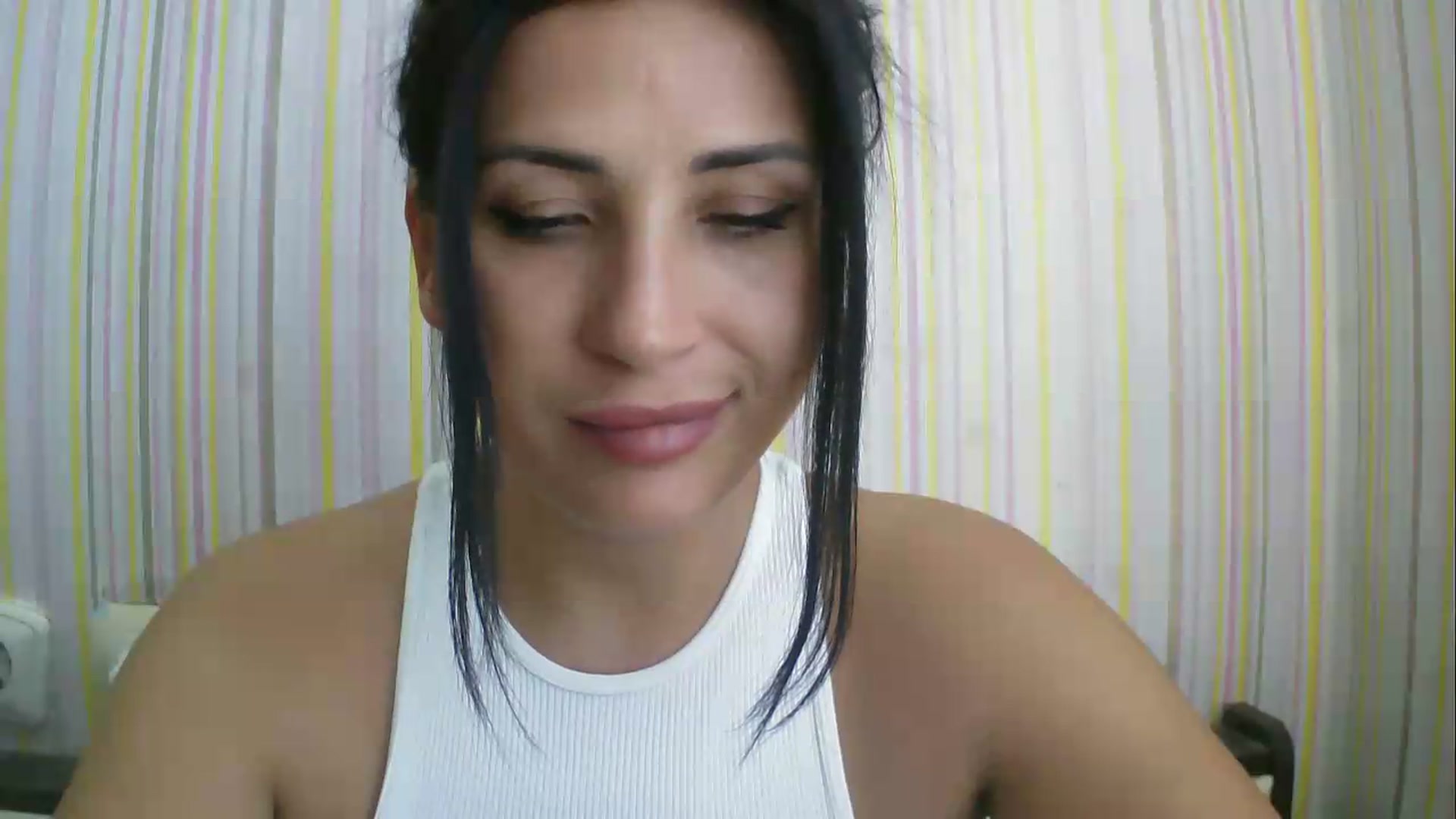 Gallery image thumbnail from SunShine90's myfreecams stream on, 07/31/2026, 09:47 image 7 of 20