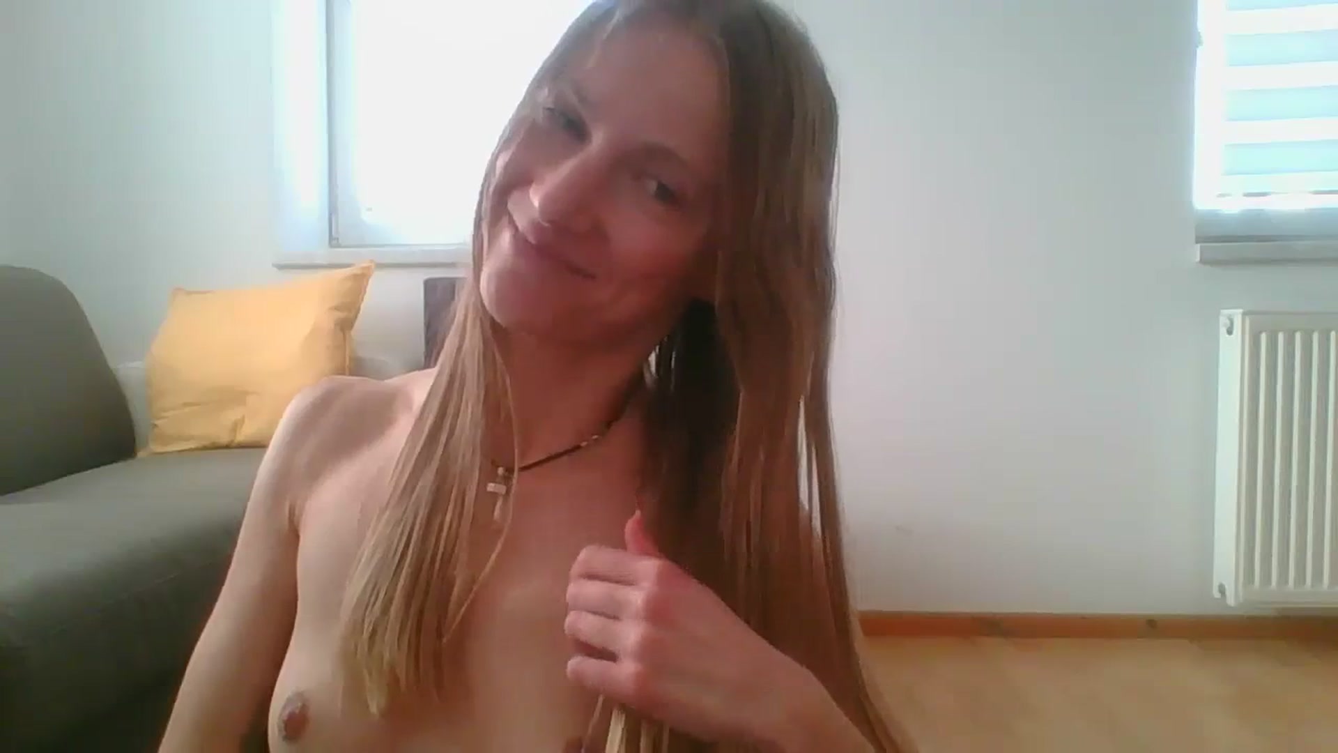 Gallery image thumbnail from Sun_Sol's myfreecams stream on, 01/14/2024, 09:06 image 14 of 20