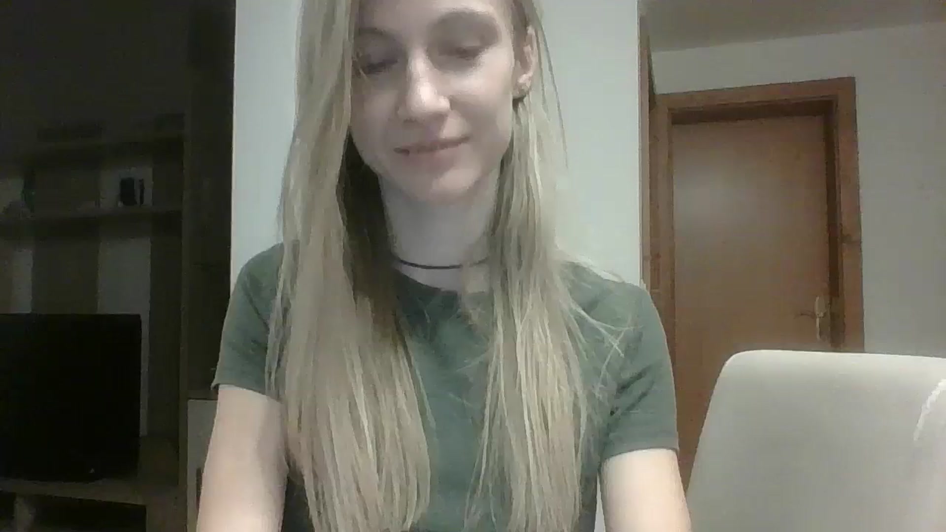 Gallery image thumbnail from Sun_Sol's myfreecams stream on, 01/20/2024, 18:25 image 20 of 20