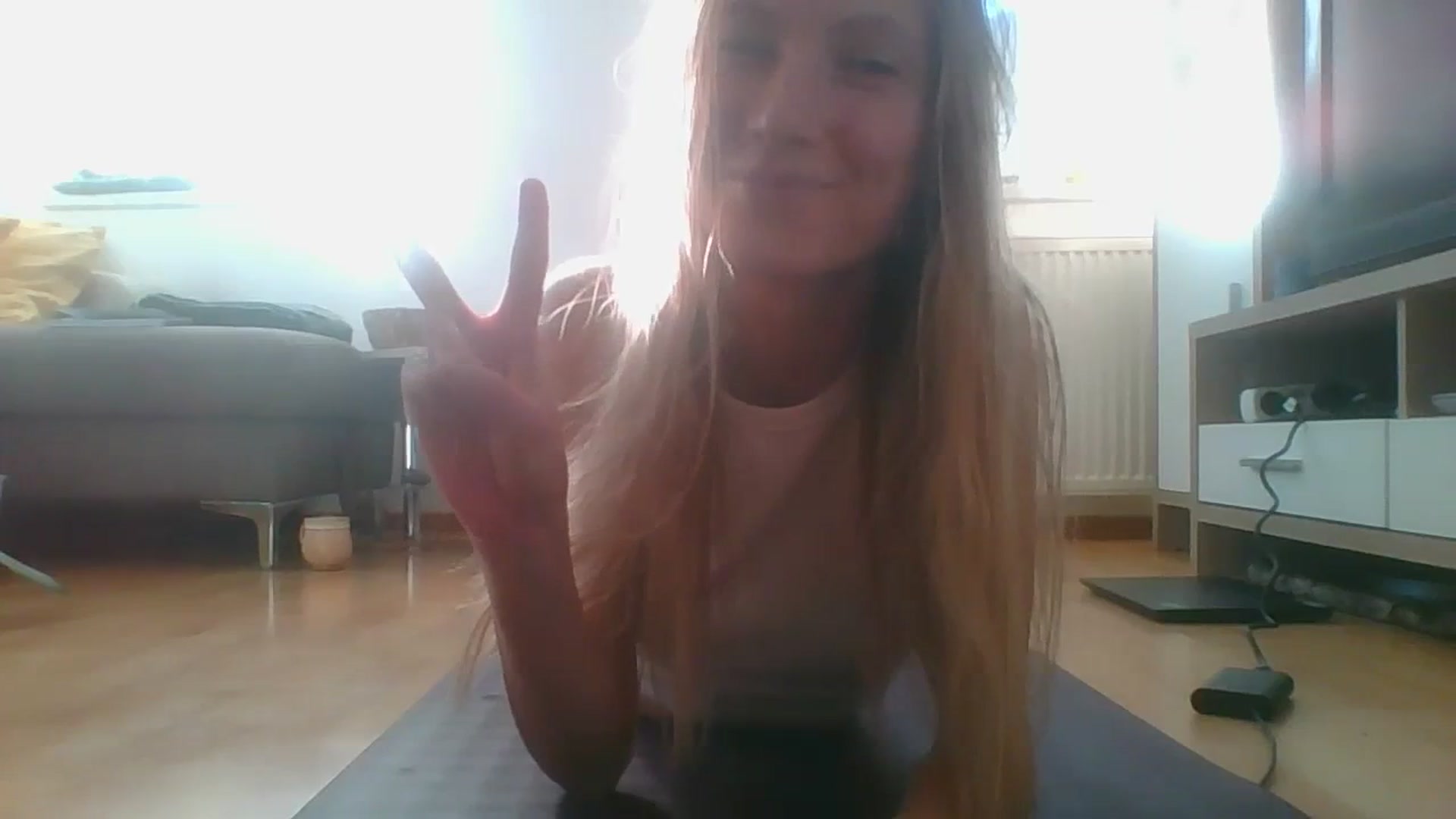Gallery image thumbnail from Sun_Sol's myfreecams stream on, 01/28/2024, 14:28 image 13 of 20