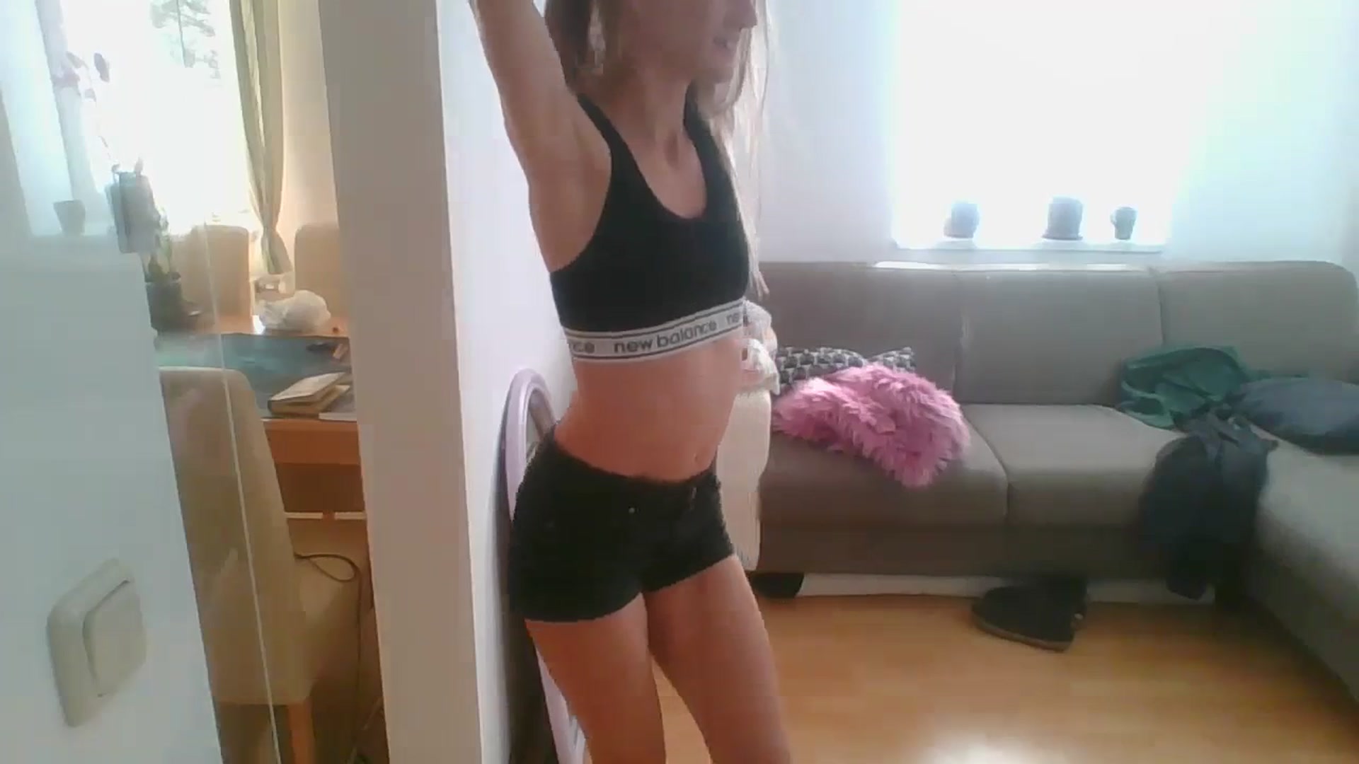 Gallery image thumbnail from Sun_Sol's myfreecams stream on, 02/03/2024, 11:59 image 4 of 20