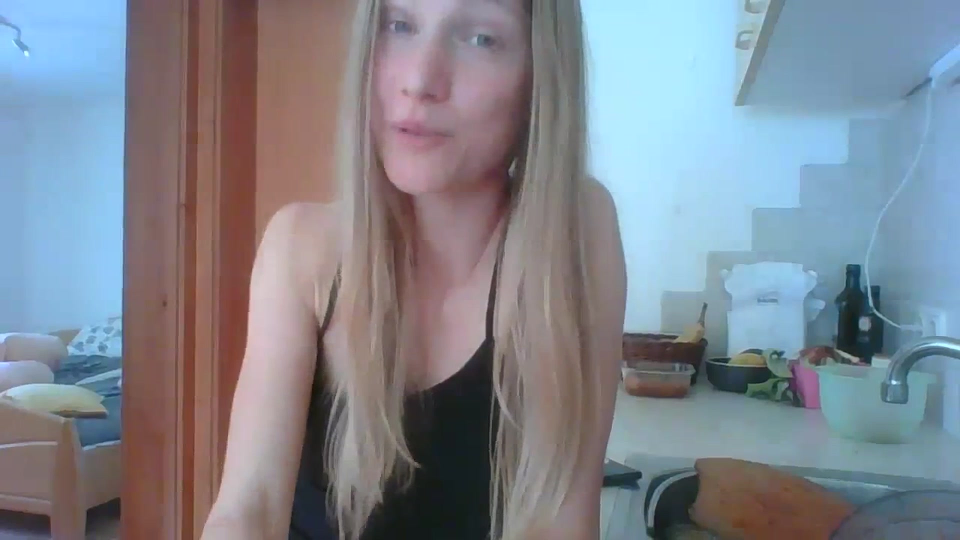 Gallery image thumbnail from Sun_Sol's myfreecams stream on, 02/05/2024, 11:08 image 19 of 20