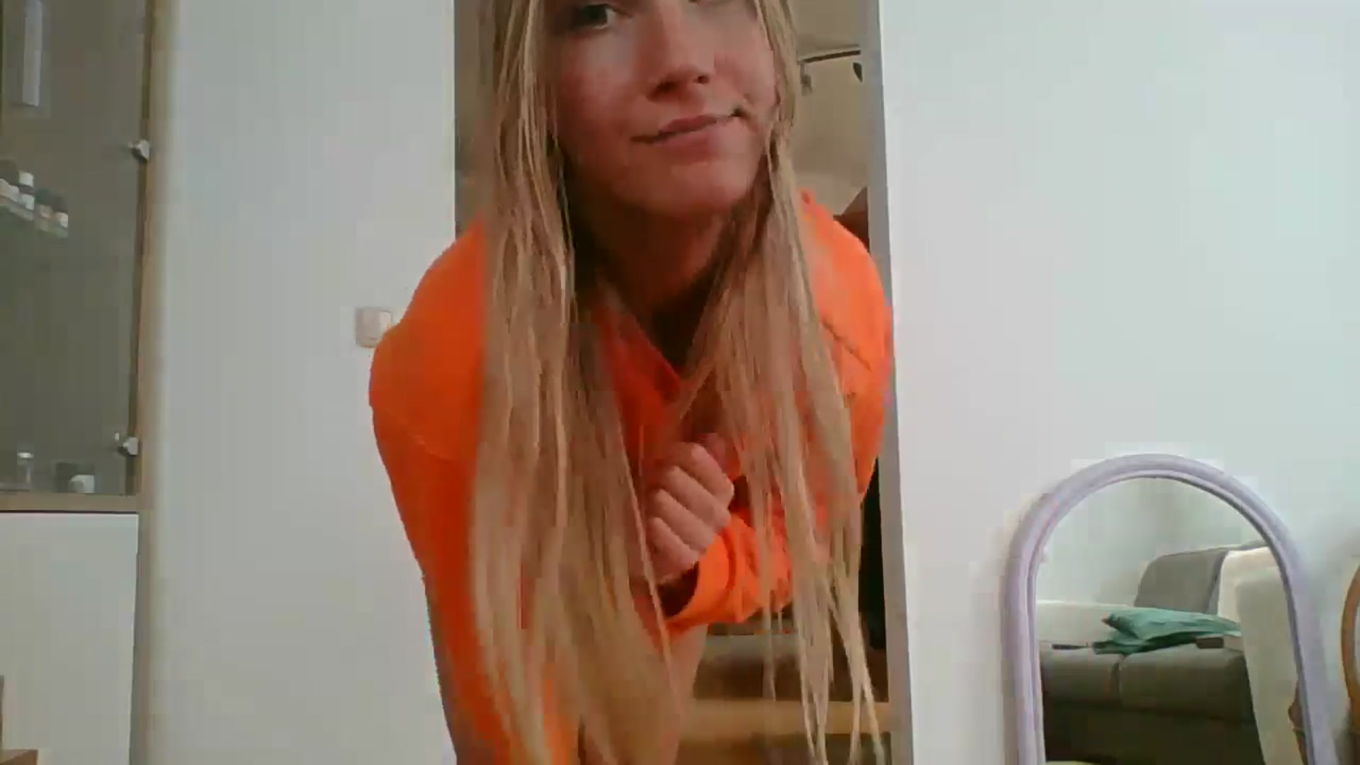 Gallery image thumbnail from Sun_Sol's myfreecams stream on, 06/14/2024, 11:27 image 13 of 20