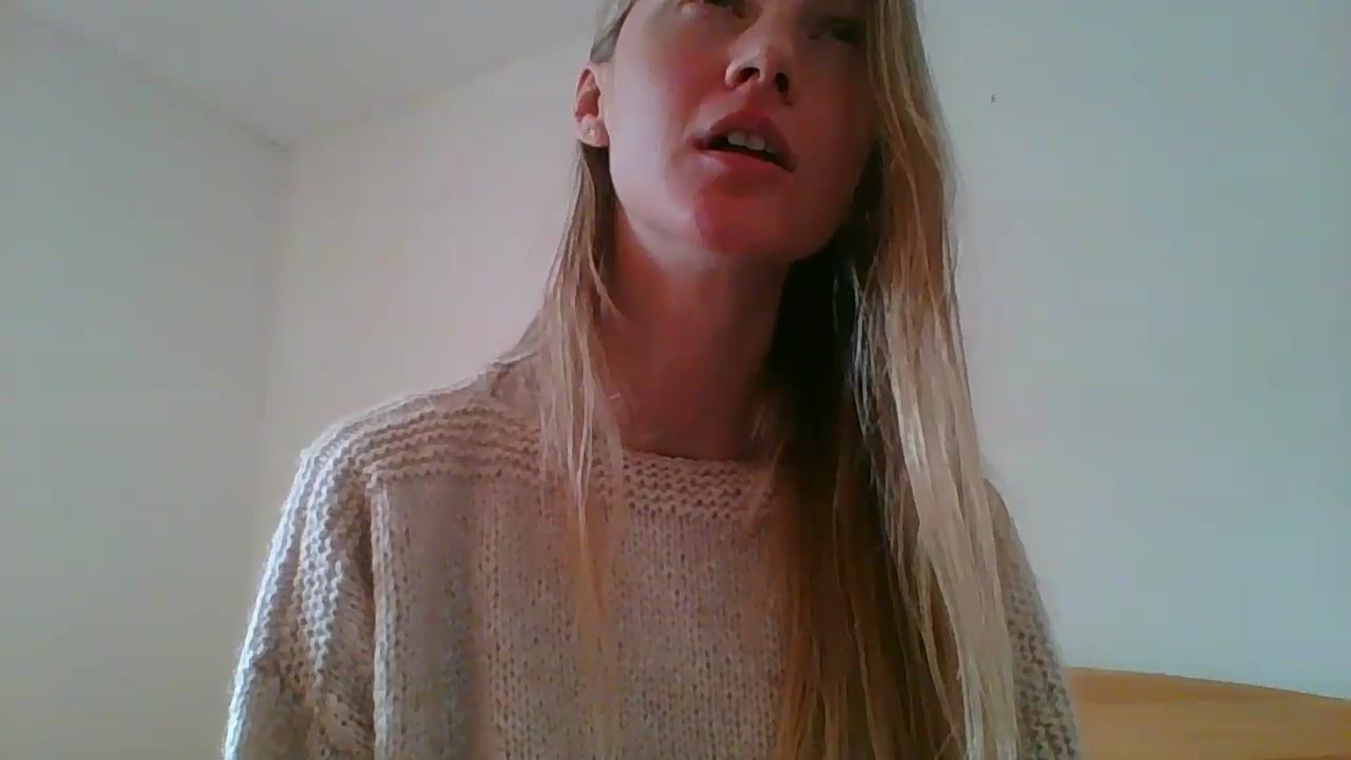 Gallery image thumbnail from Sun_Sol's myfreecams stream on, 06/16/2024, 17:07 image 12 of 20