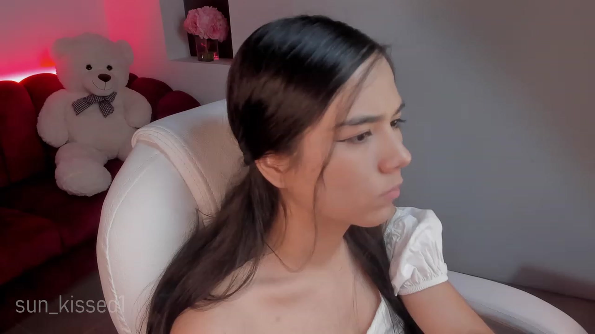 Gallery image thumbnail from Sun_kissed1's myfreecams stream on, 09/26/2023, 23:48 image 16 of 20