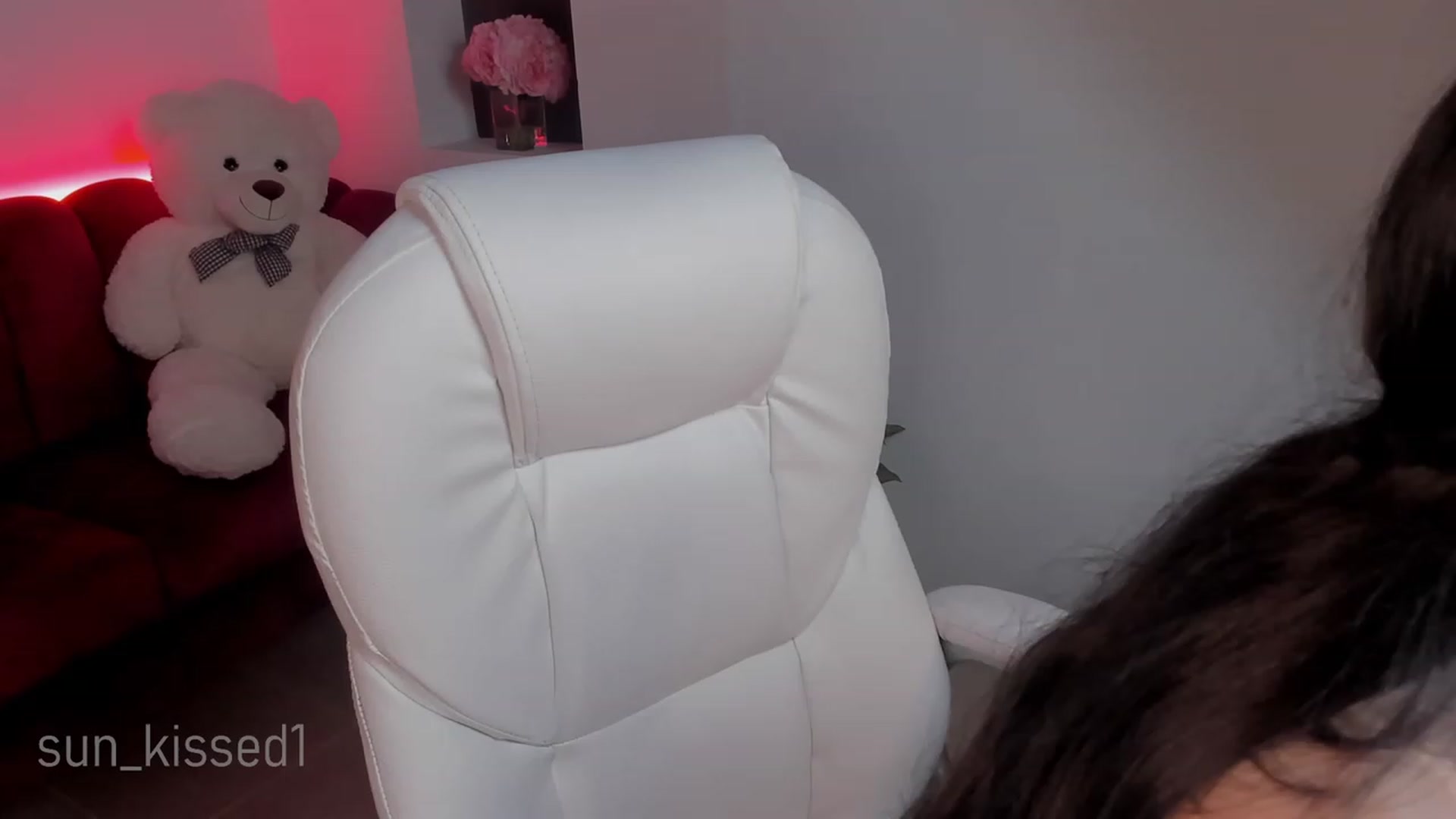 Gallery image thumbnail from Sun_kissed1's myfreecams stream on, 09/26/2023, 23:48 image 20 of 20