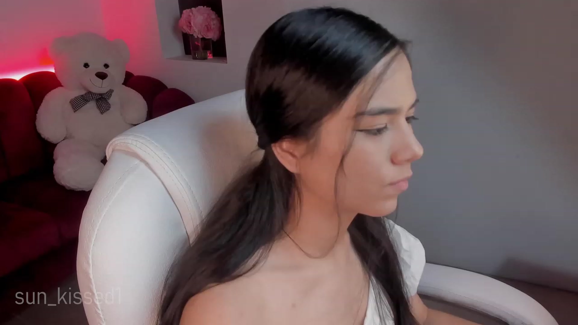 Gallery image thumbnail from Sun_kissed1's myfreecams stream on, 09/26/2023, 23:48 image 15 of 20