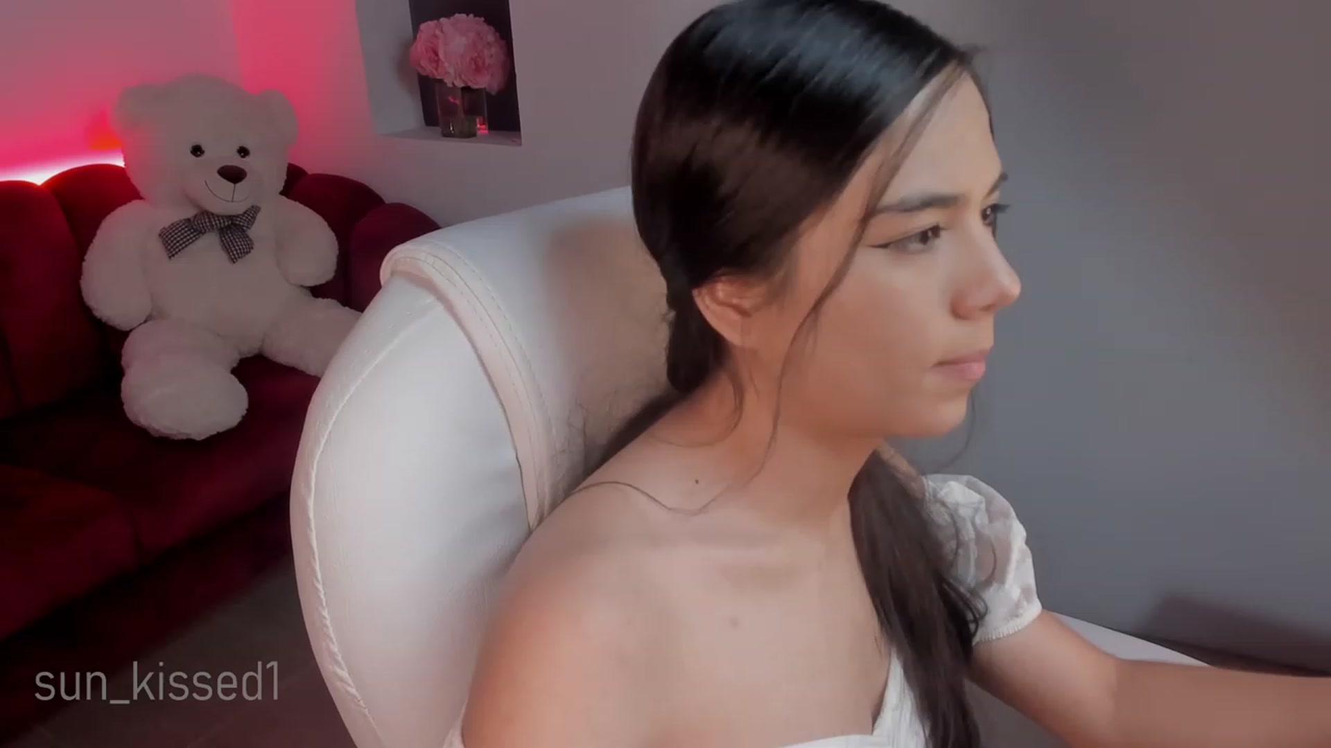 Gallery image thumbnail from Sun_kissed1's myfreecams stream on, 09/26/2023, 23:48 image 2 of 20