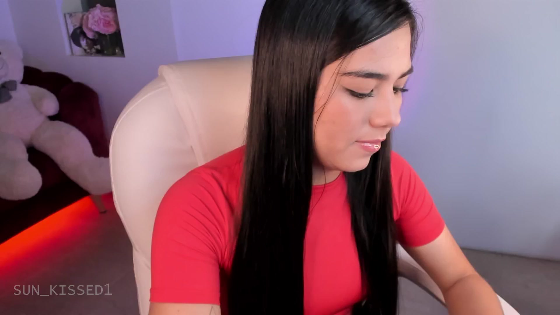 Gallery image thumbnail from Sun_kissed1's myfreecams stream on, 10/10/2024, 01:43 image 20 of 20