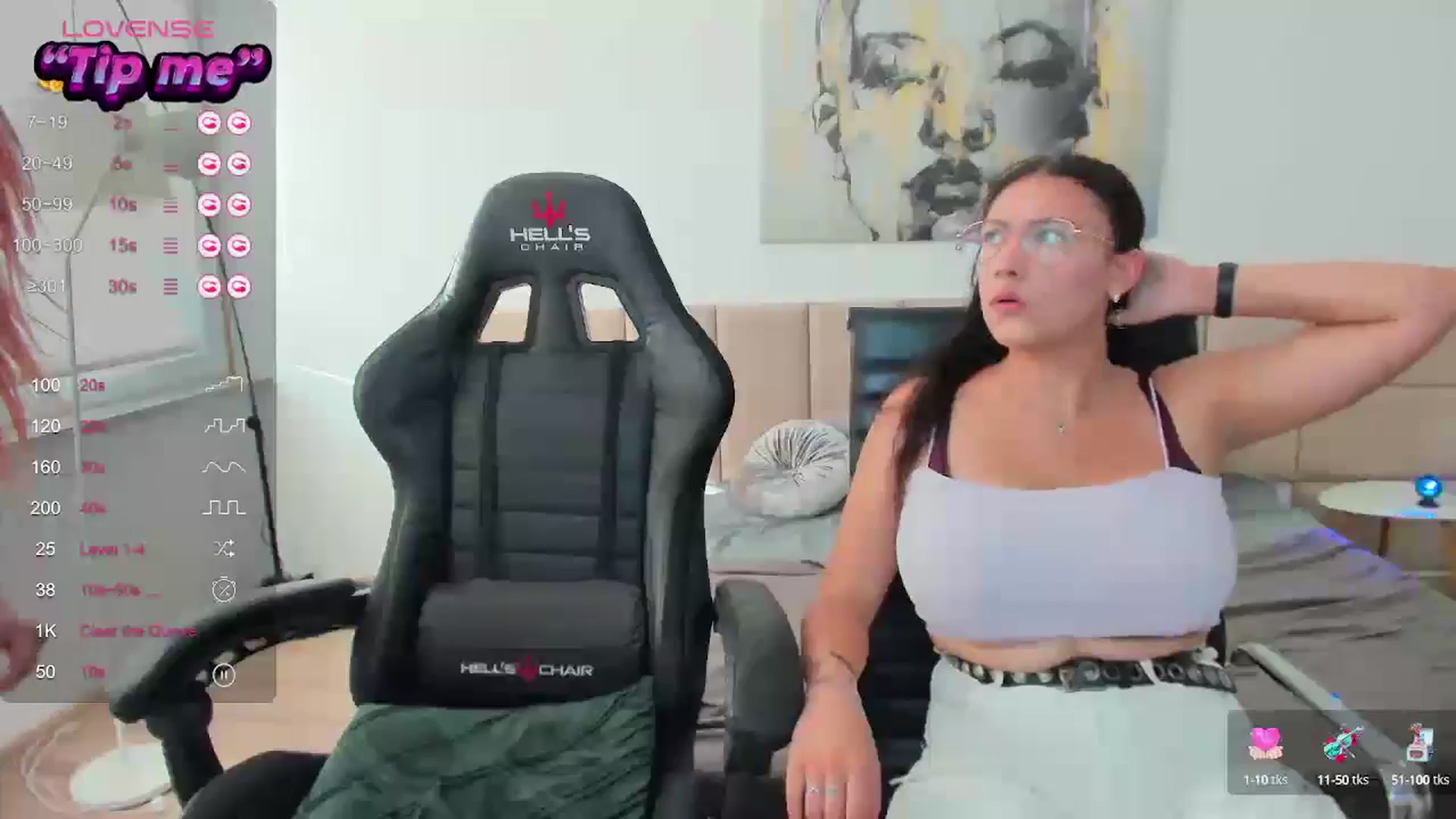 Gallery image thumbnail from SunfLowerr's myfreecams stream on, 08/16/2024, 16:20 image 17 of 20