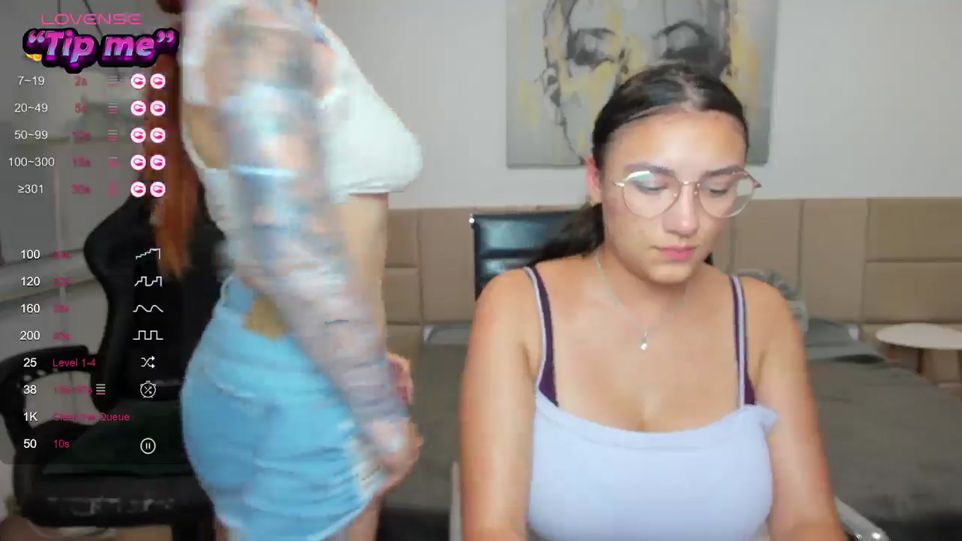 Gallery image thumbnail from SunfLowerr's myfreecams stream on, 08/16/2024, 19:56 image 18 of 20