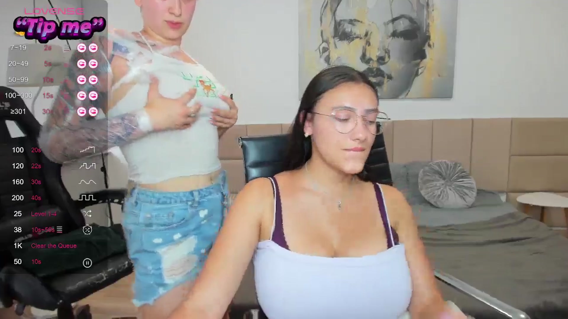 Gallery image thumbnail from SunfLowerr's myfreecams stream on, 08/16/2024, 19:56 image 2 of 20